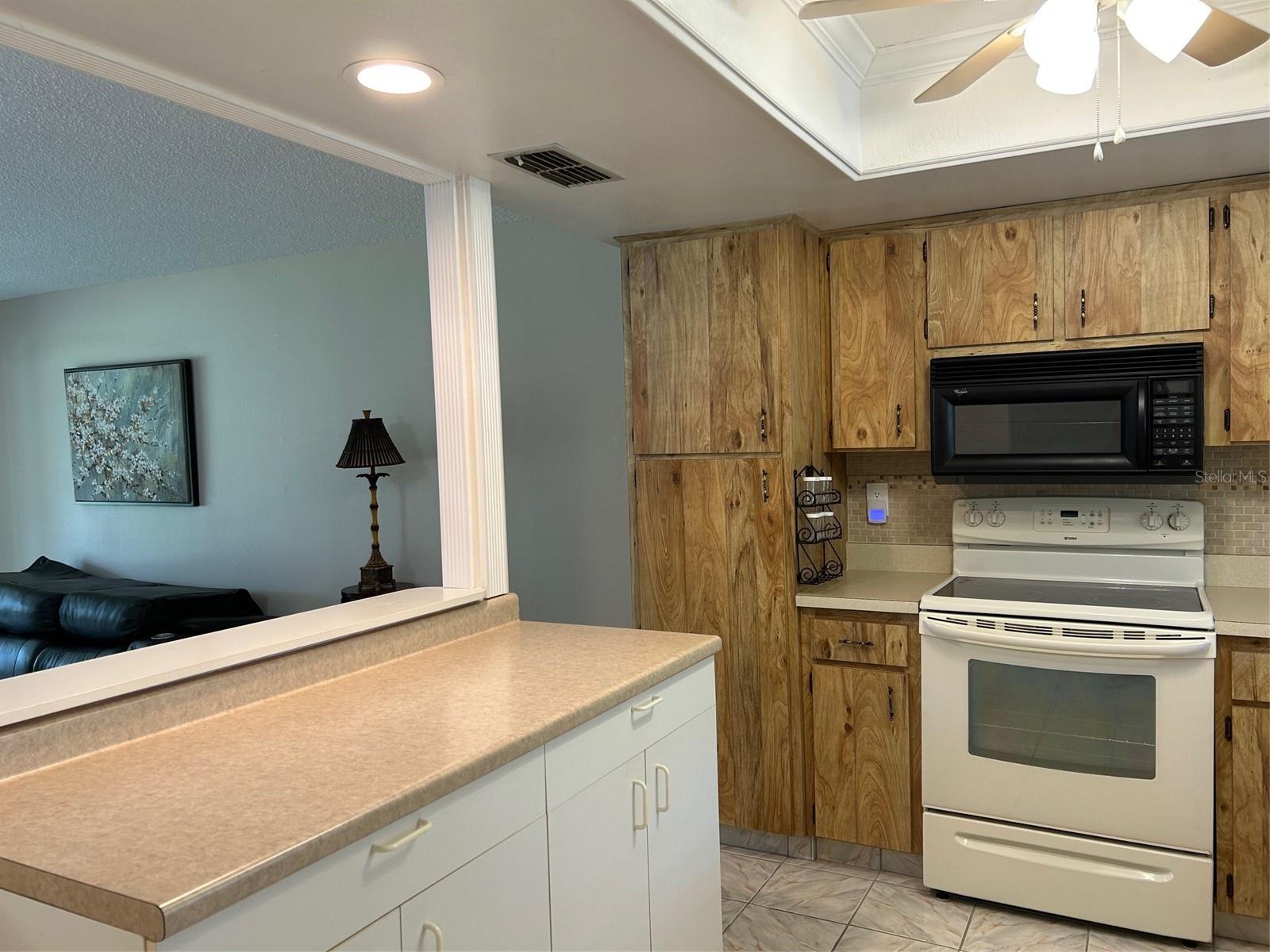 Listing photo id 0 for 2567 Oakleaf Lane 41b