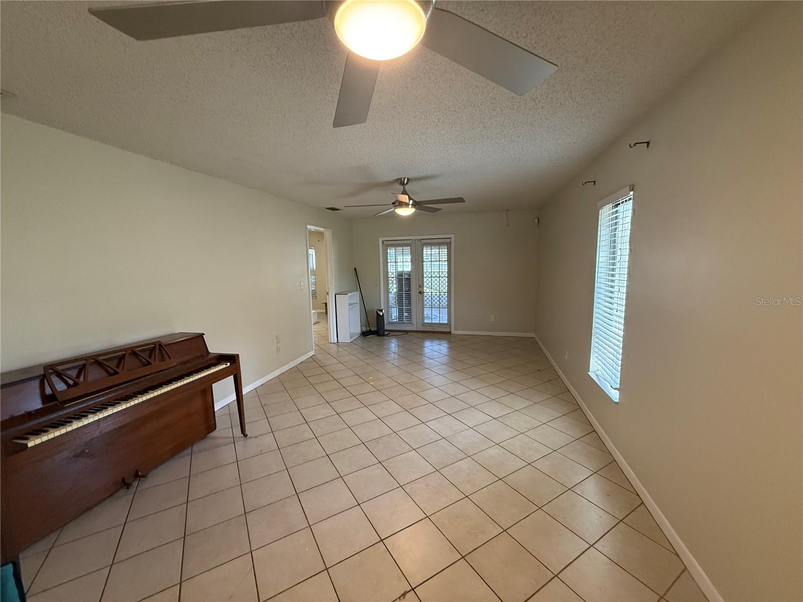 Image 10 of 22 For 7360 Ulmerton Road 20f