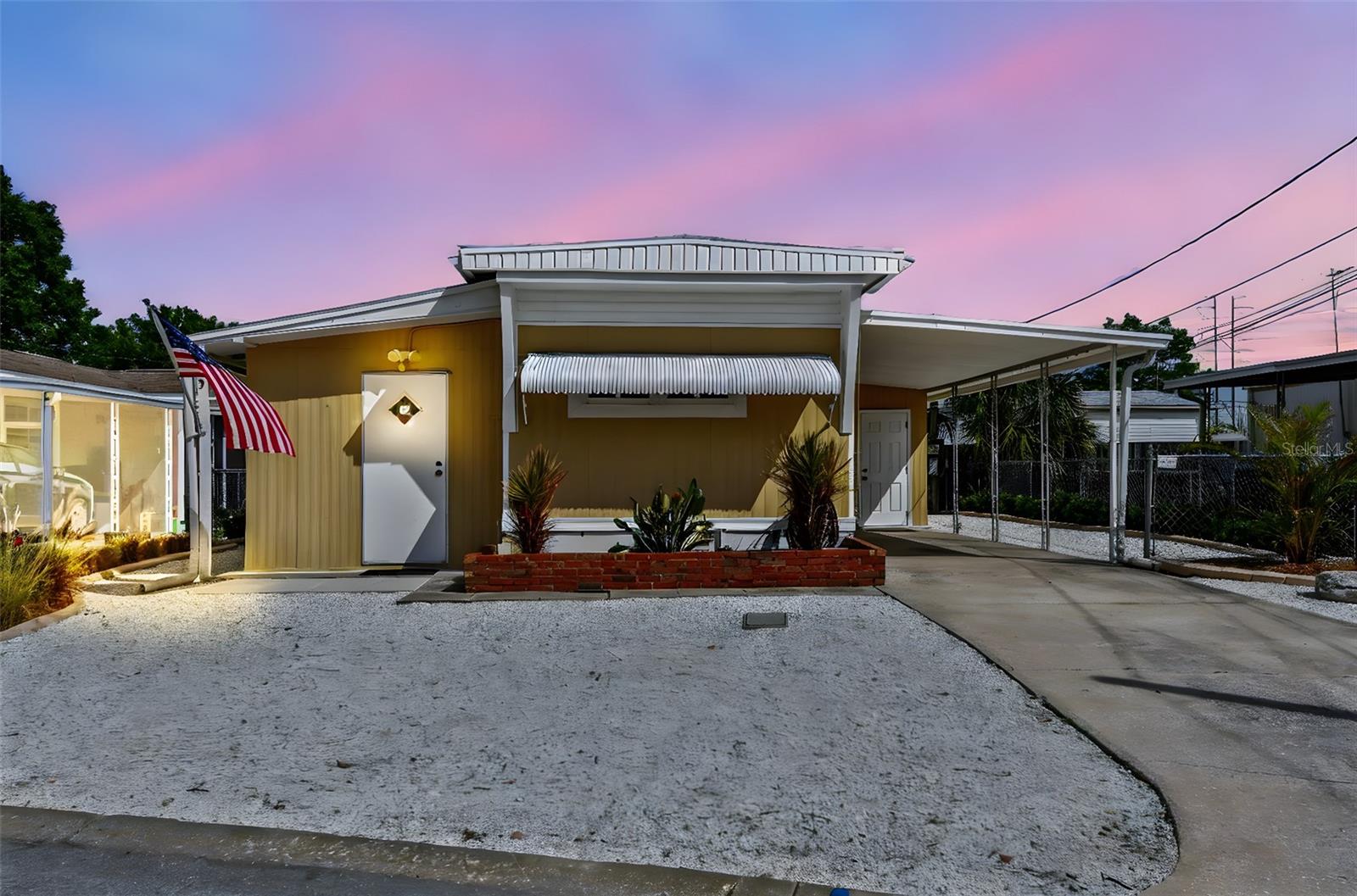 Details for 719 Driftwood Ln, TARPON SPRINGS, FL 34689