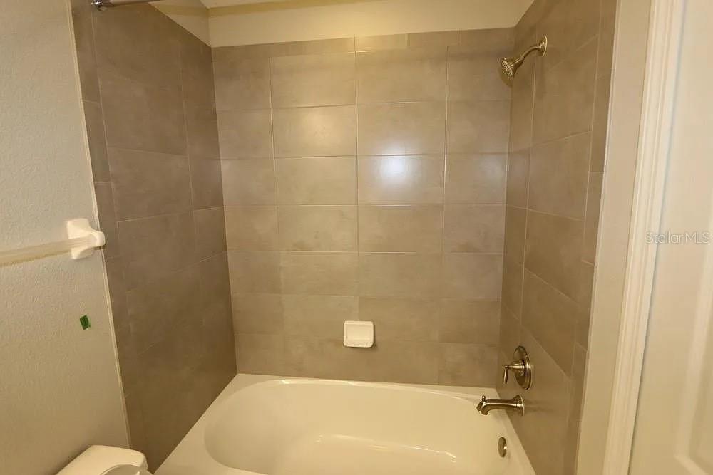 Image 21 of 24 For 29897 Southwell Lane