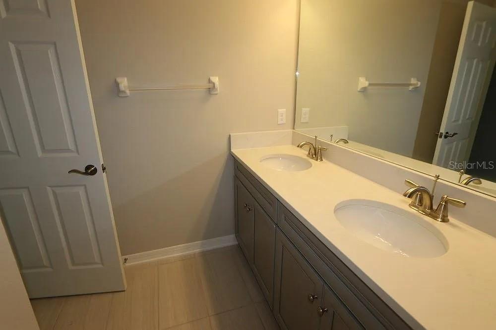 Image 22 of 24 For 29897 Southwell Lane