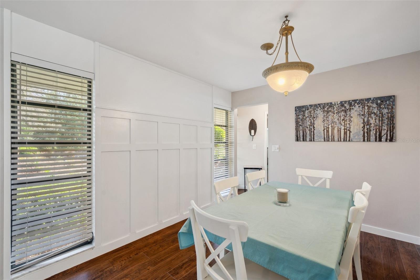 Listing photo id 38 for 6514 Sunhigh Drive