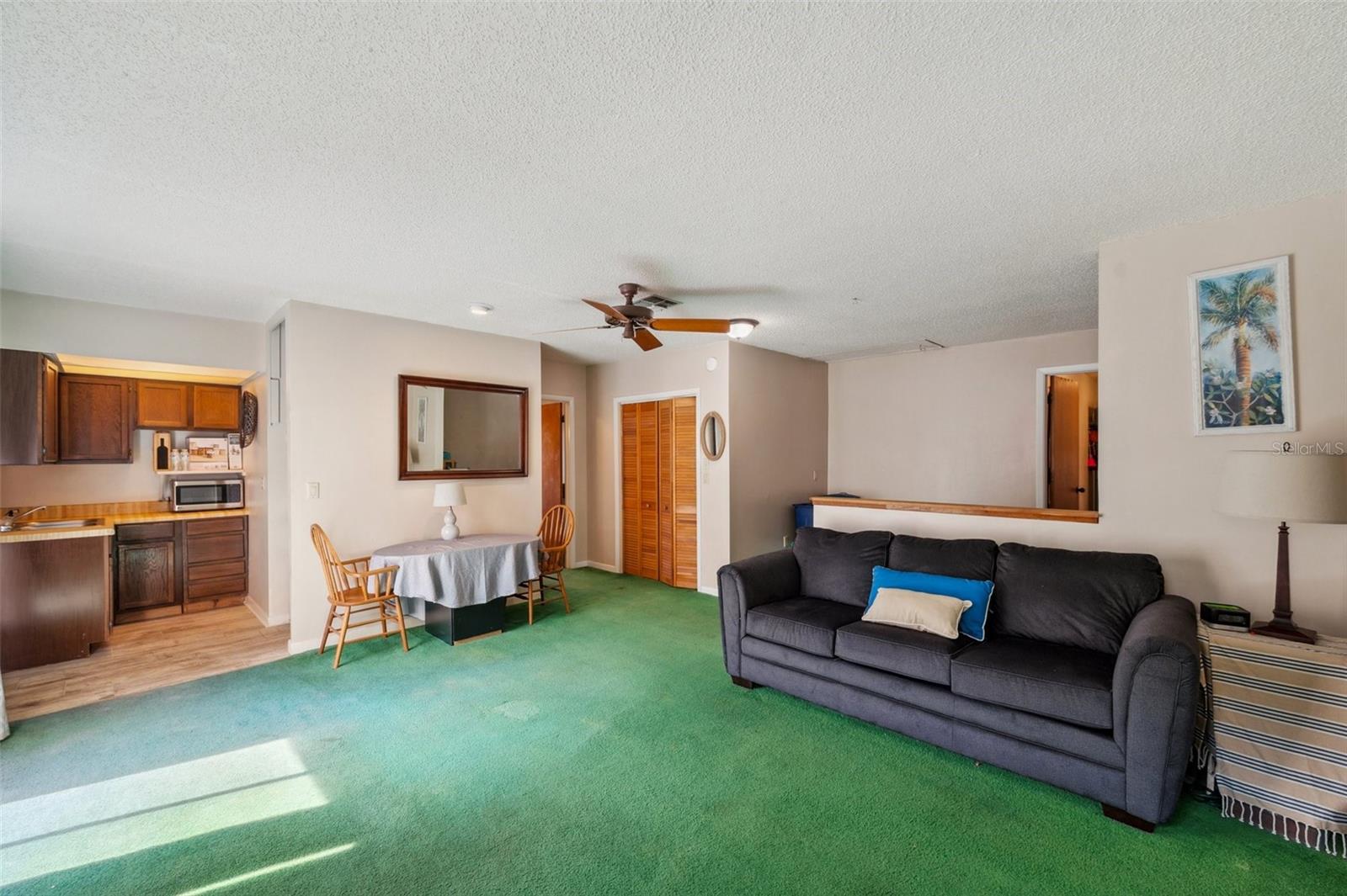 Listing photo id 56 for 6514 Sunhigh Drive