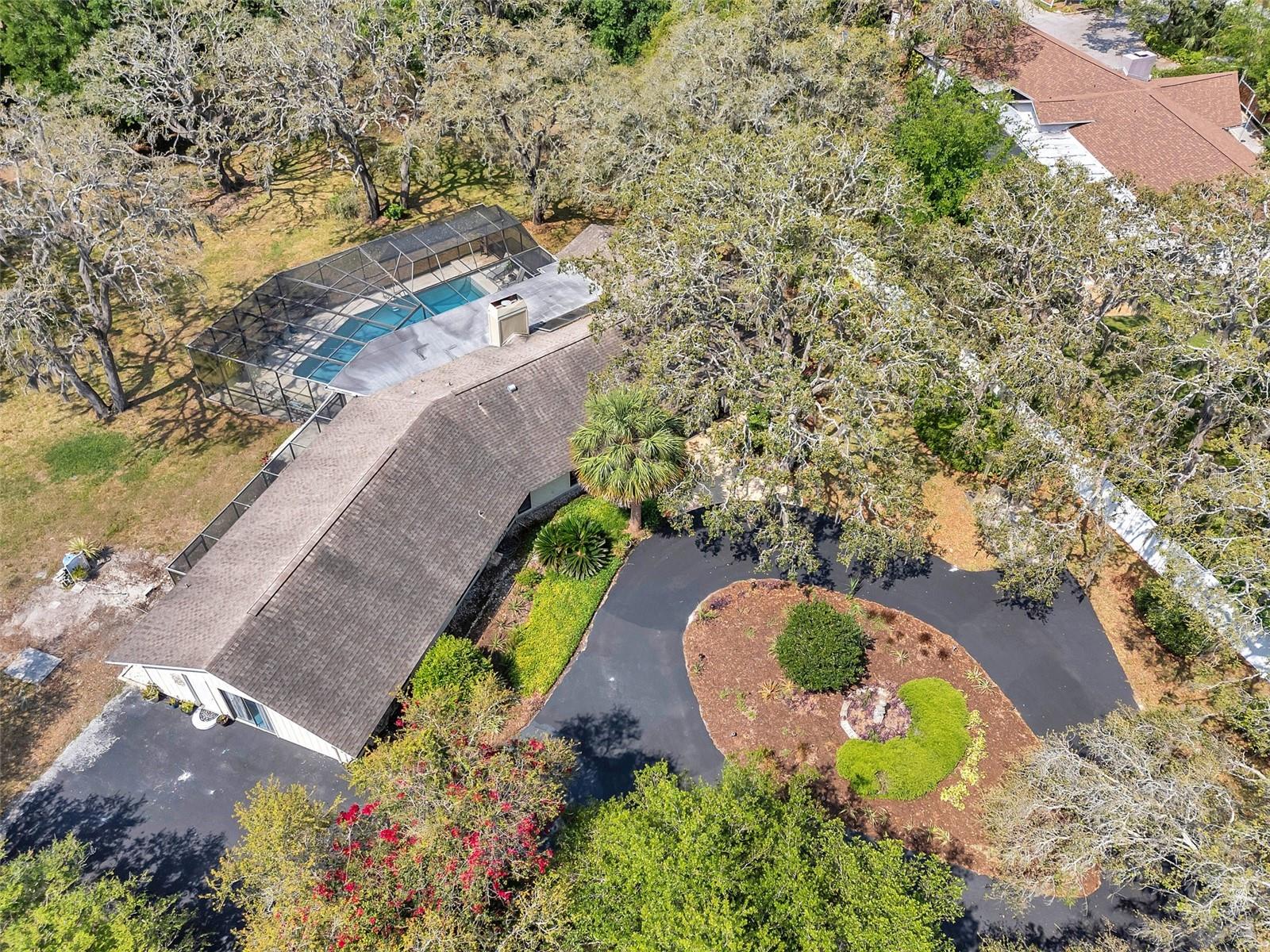 Listing photo id 63 for 6514 Sunhigh Drive