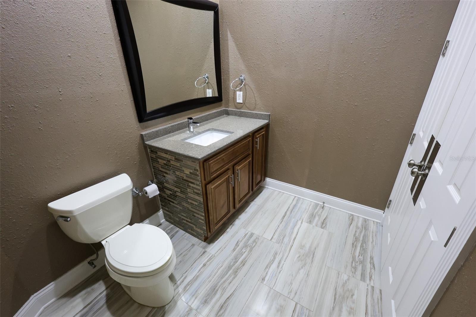 Image 18 of 67 For 2209 Belchery Court Drive
