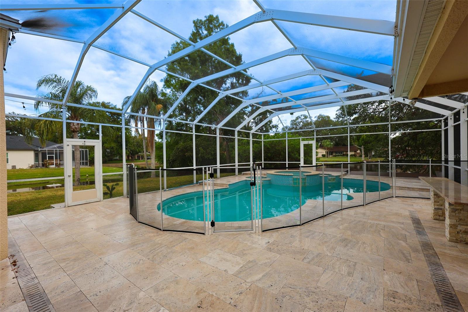 Image 21 of 67 For 2209 Belchery Court Drive