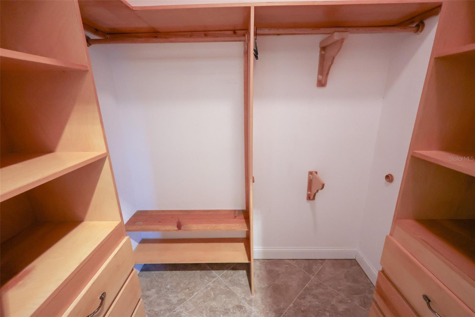 Image 30 of 67 For 2209 Belchery Court Drive