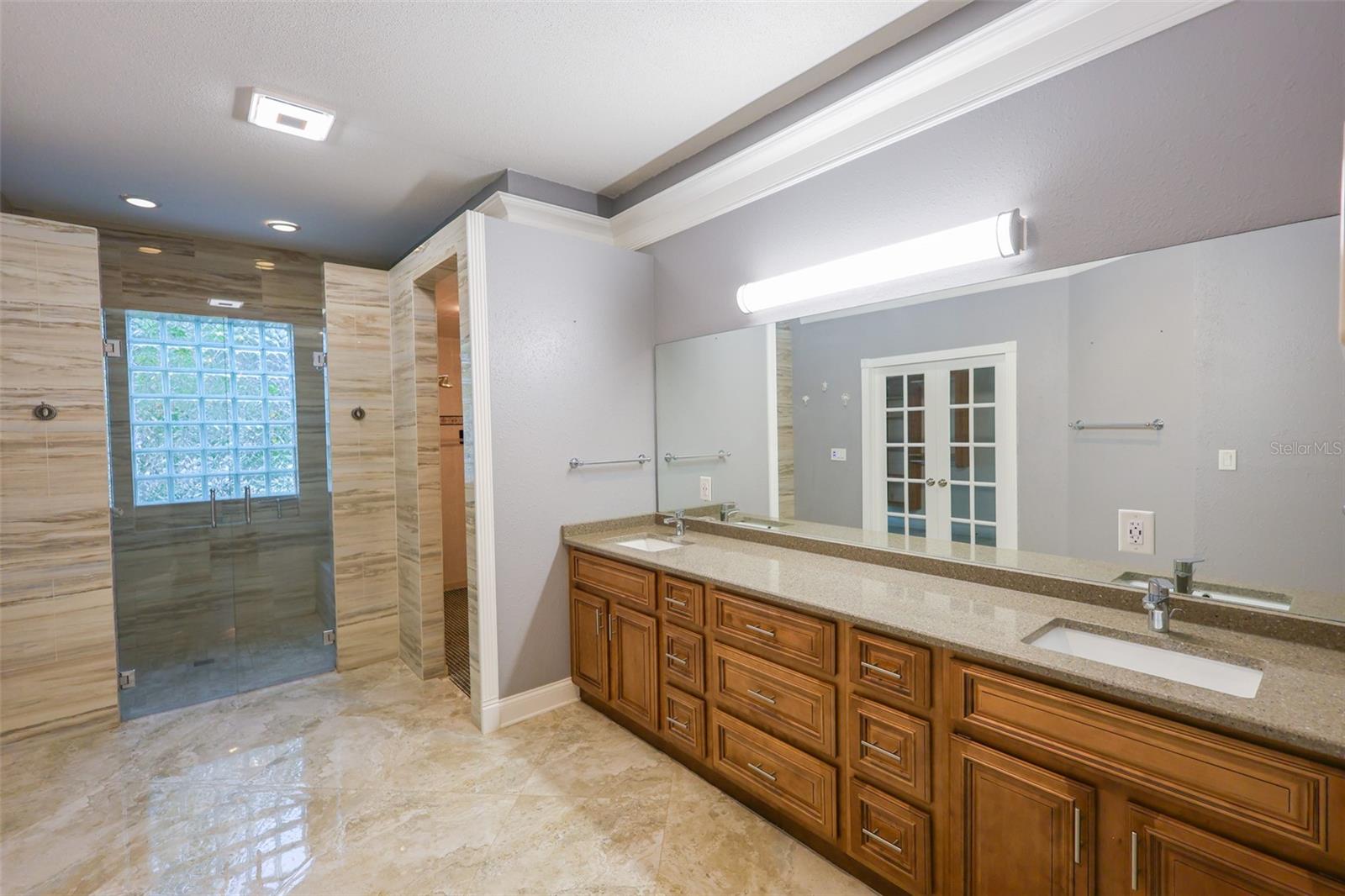 Image 32 of 67 For 2209 Belchery Court Drive