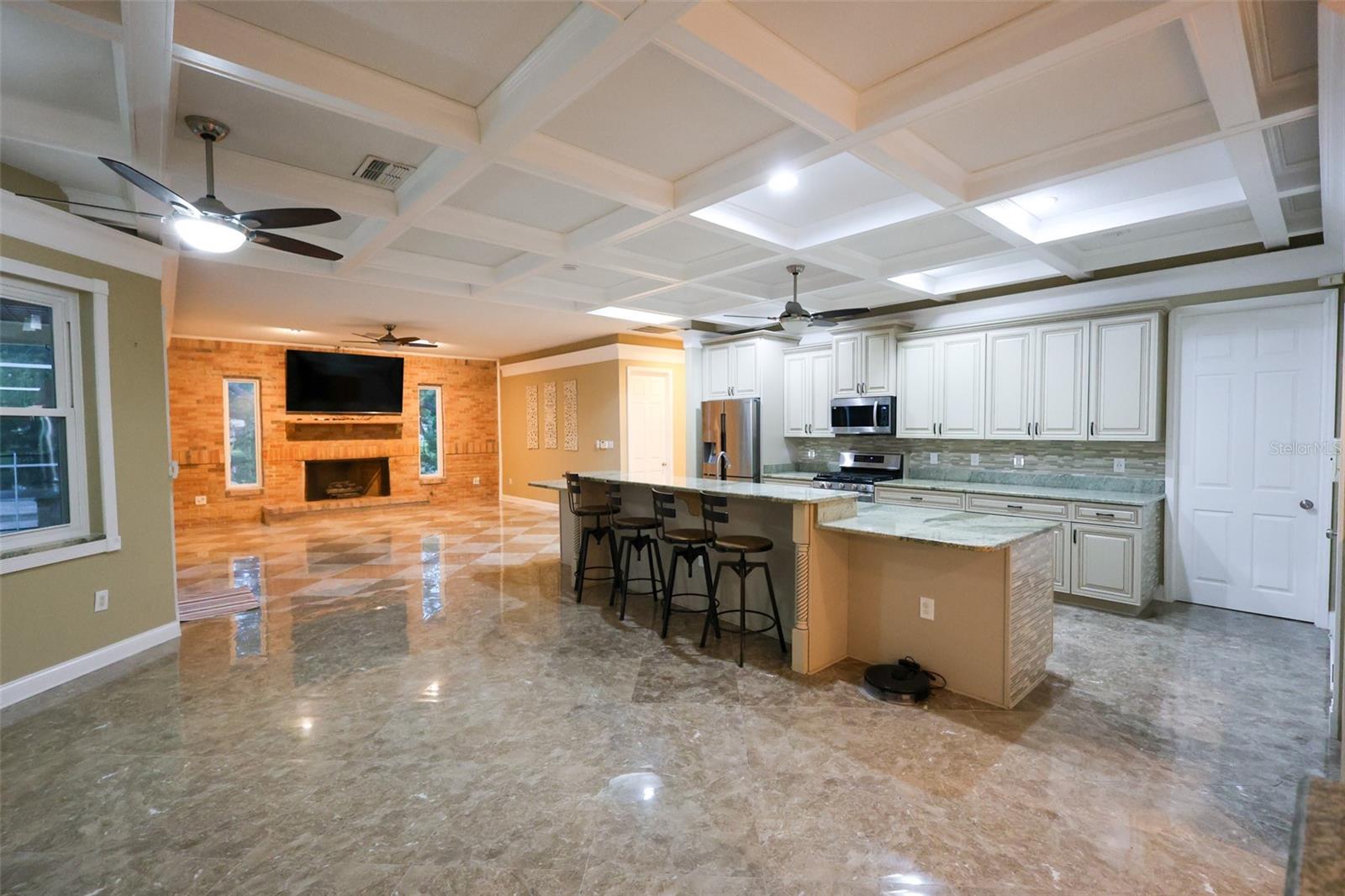 Image 4 of 67 For 2209 Belchery Court Drive