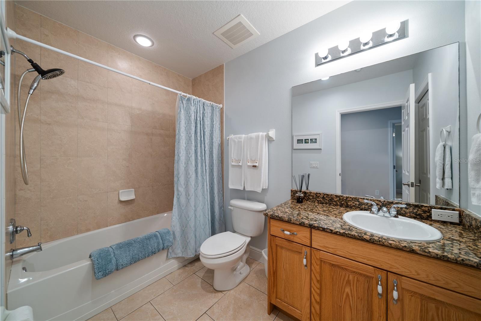 Image 17 of 46 For 17735 Gulf Boulevard 304