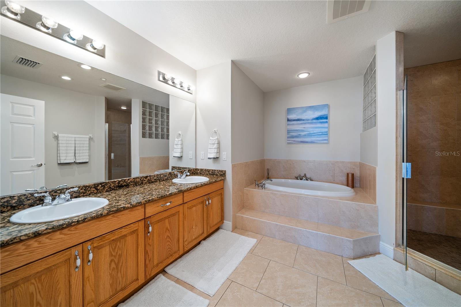 Image 23 of 46 For 17735 Gulf Boulevard 304
