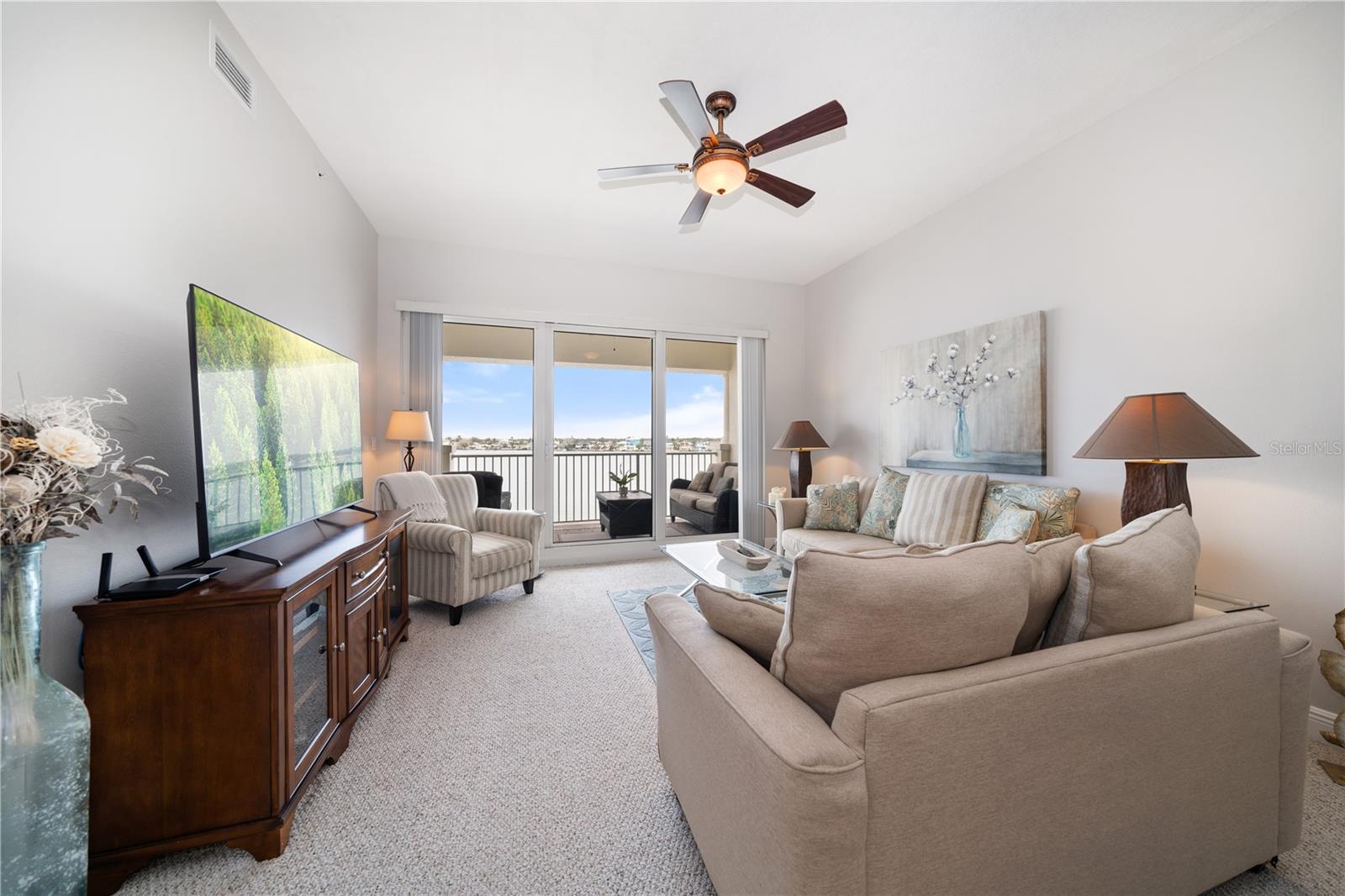 Image 24 of 46 For 17735 Gulf Boulevard 304