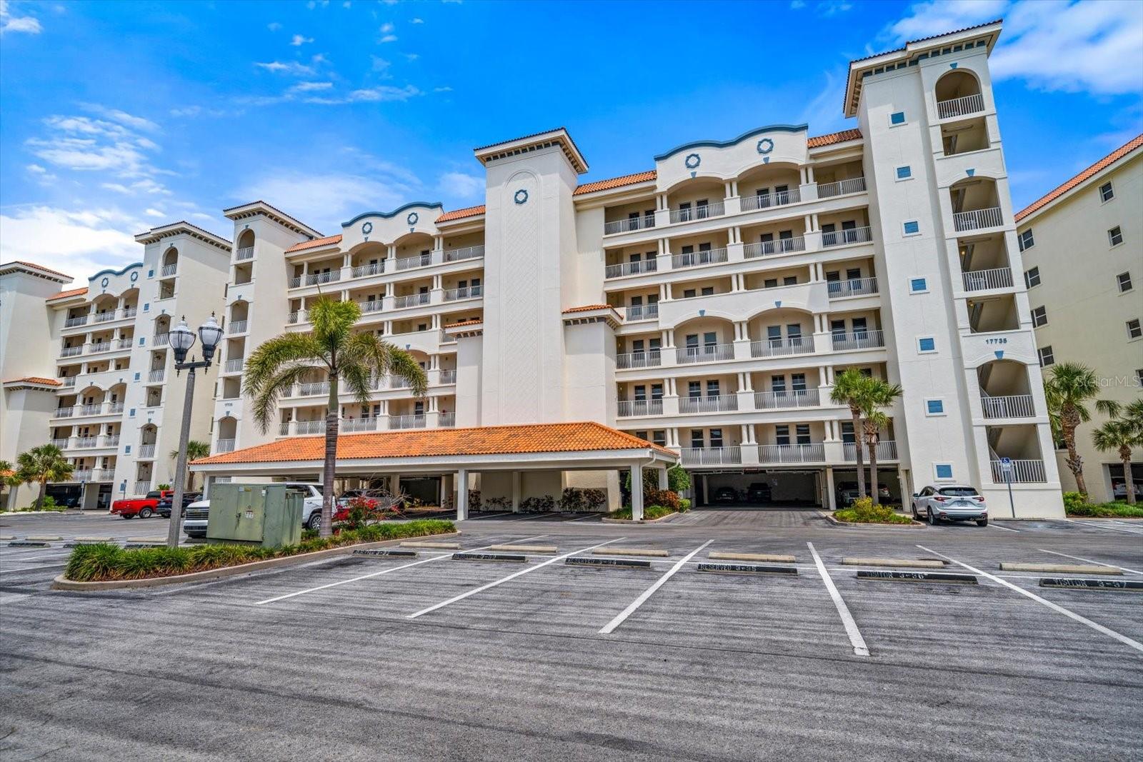 Image 3 of 46 For 17735 Gulf Boulevard 304
