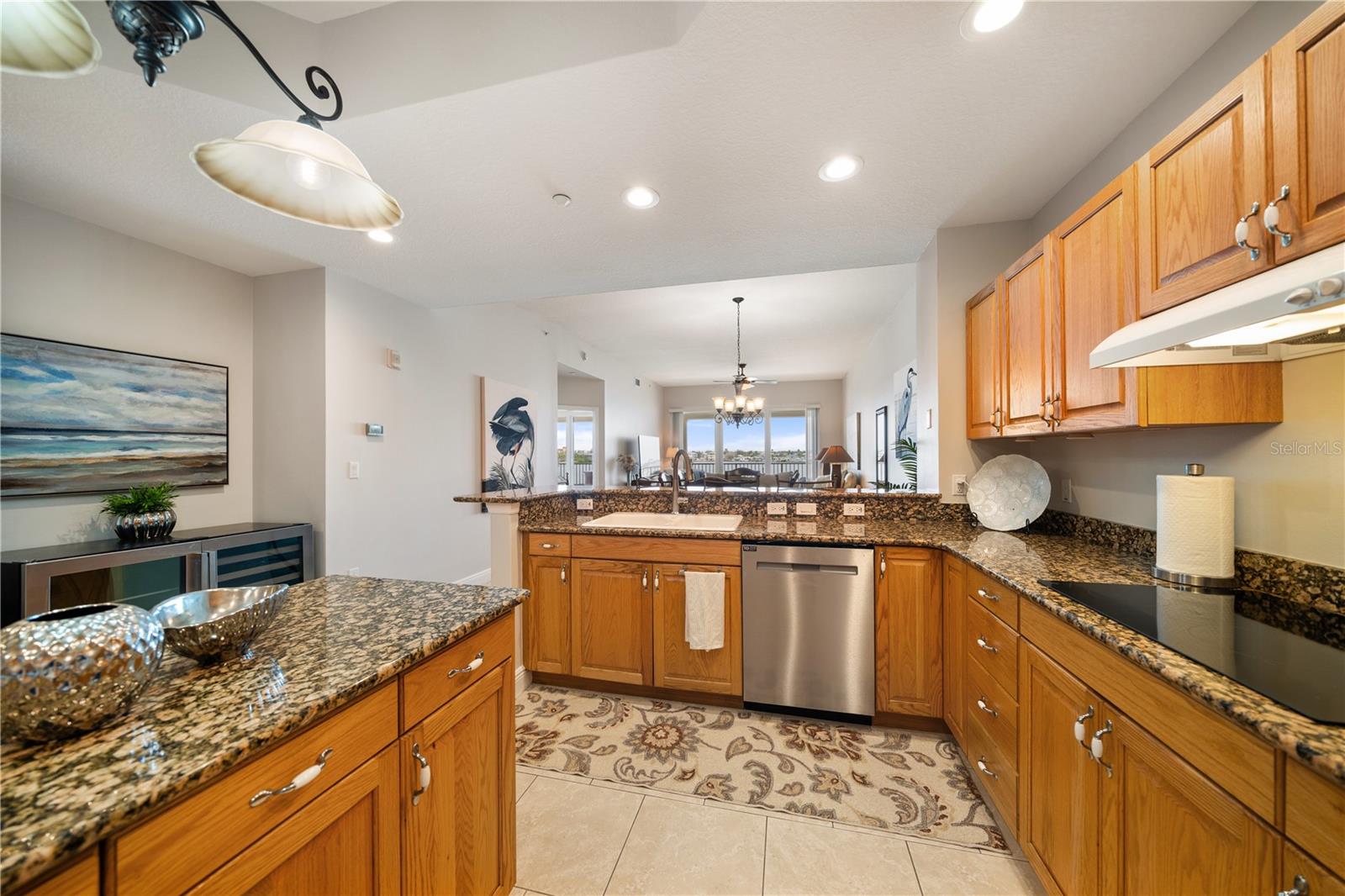 Image 31 of 46 For 17735 Gulf Boulevard 304