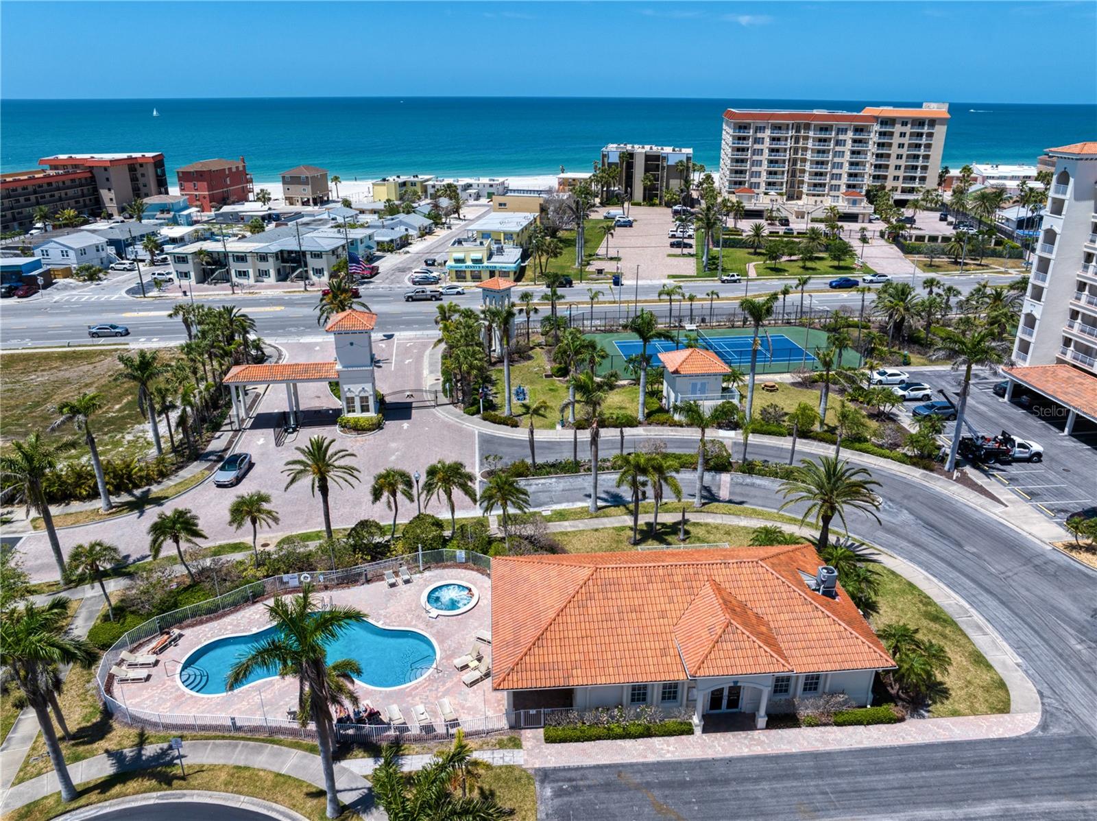 Image 41 of 46 For 17735 Gulf Boulevard 304
