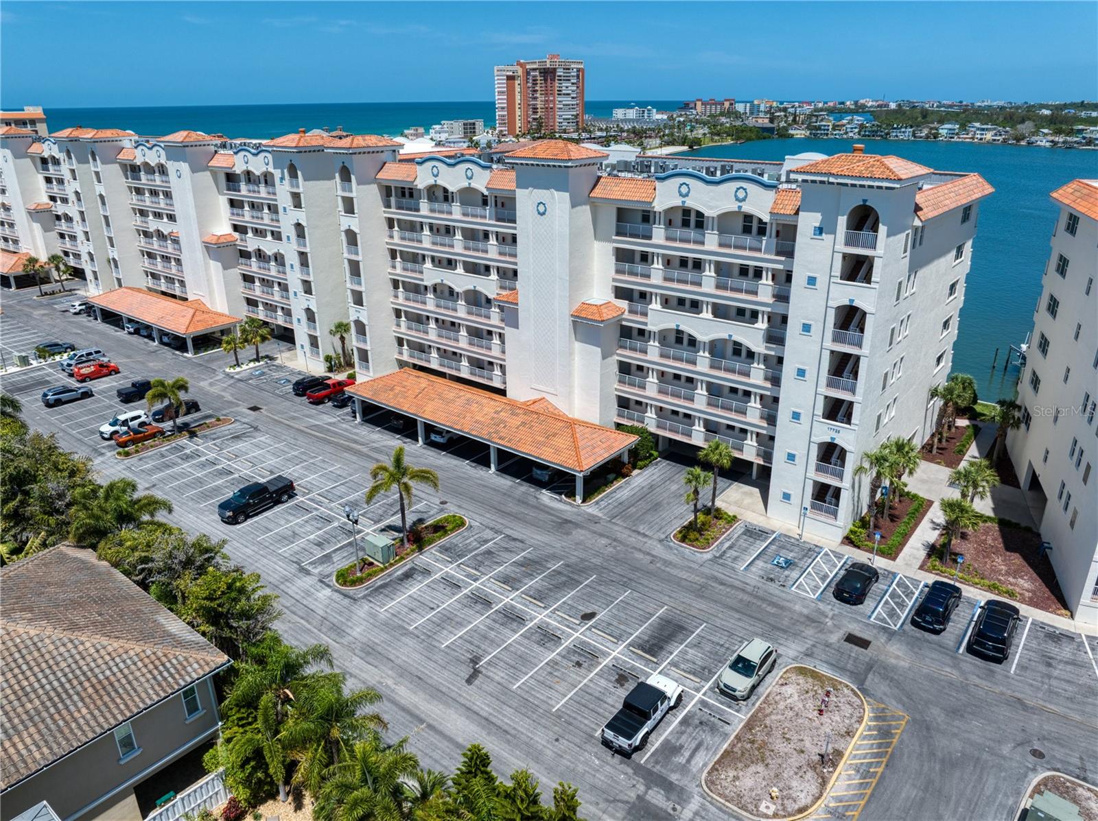 Image 5 of 46 For 17735 Gulf Boulevard 304