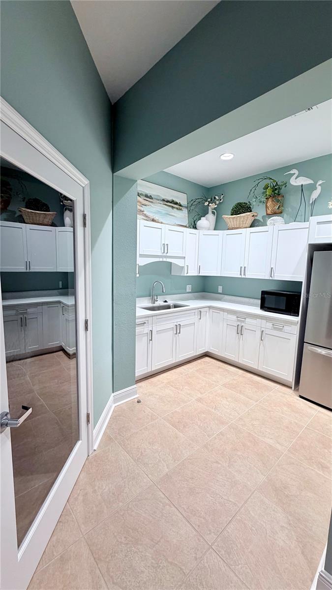 Image 51 of 64 For 17735 Gulf Boulevard 304