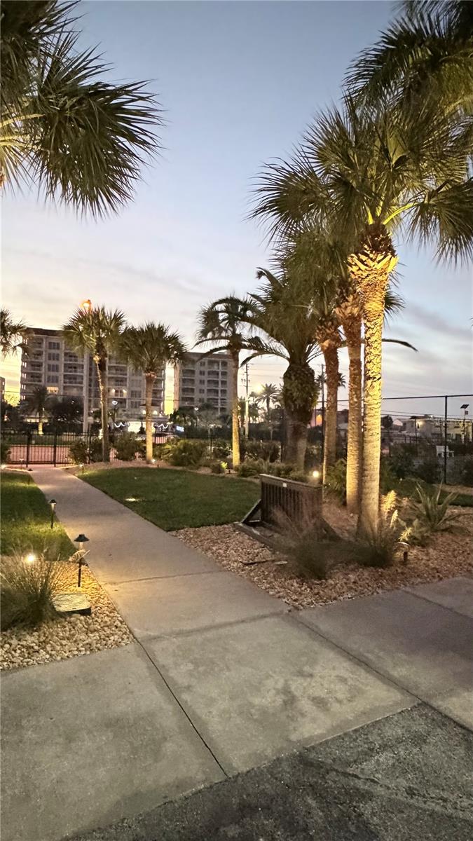 Image 63 of 64 For 17735 Gulf Boulevard 304