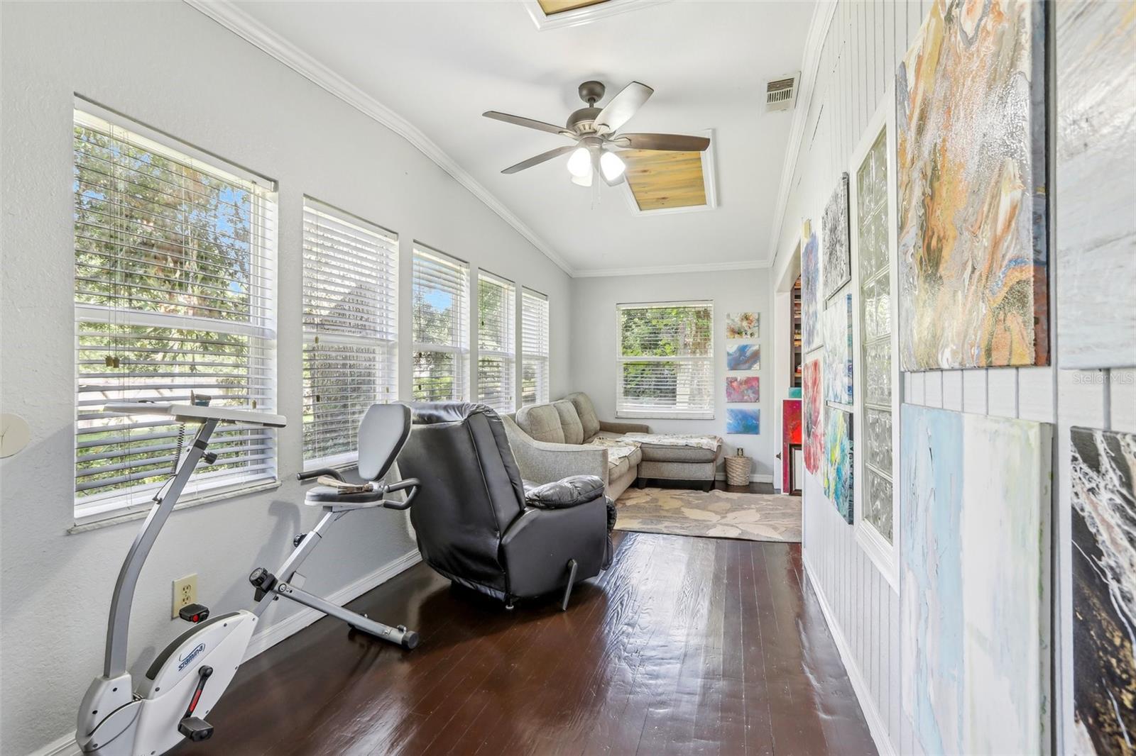 Image 7 of 58 For 10565 Bessemer Street
