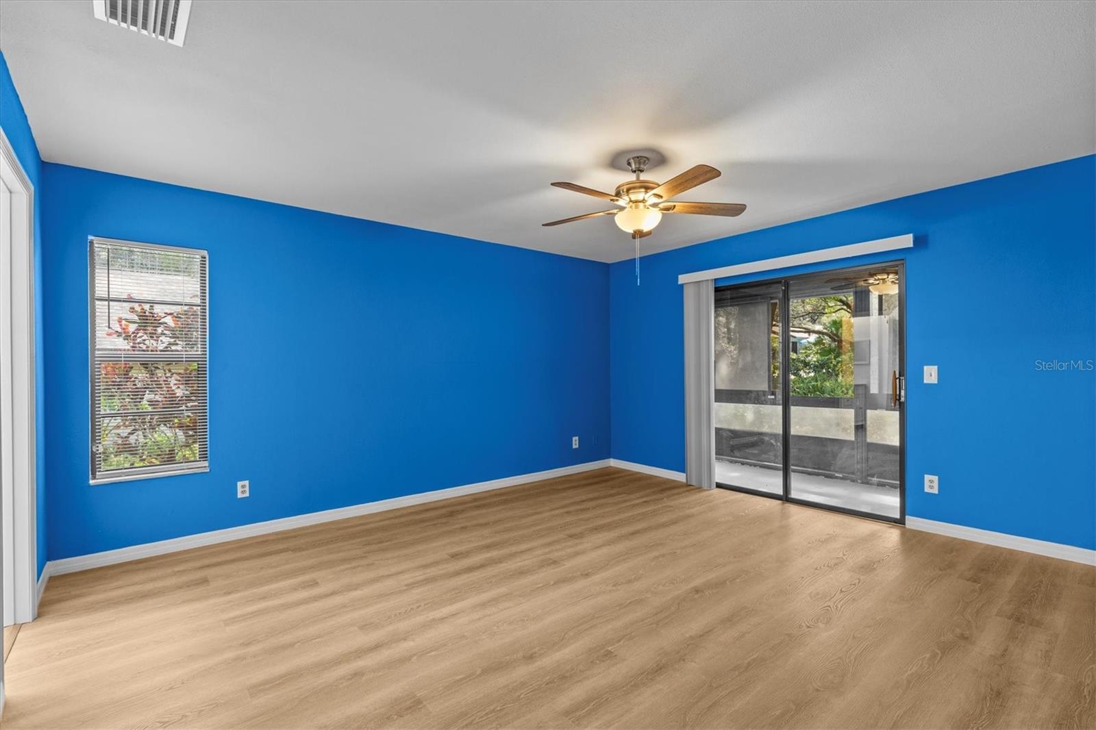 Image 13 of 26 For 4045 Arrowwood Court 4045