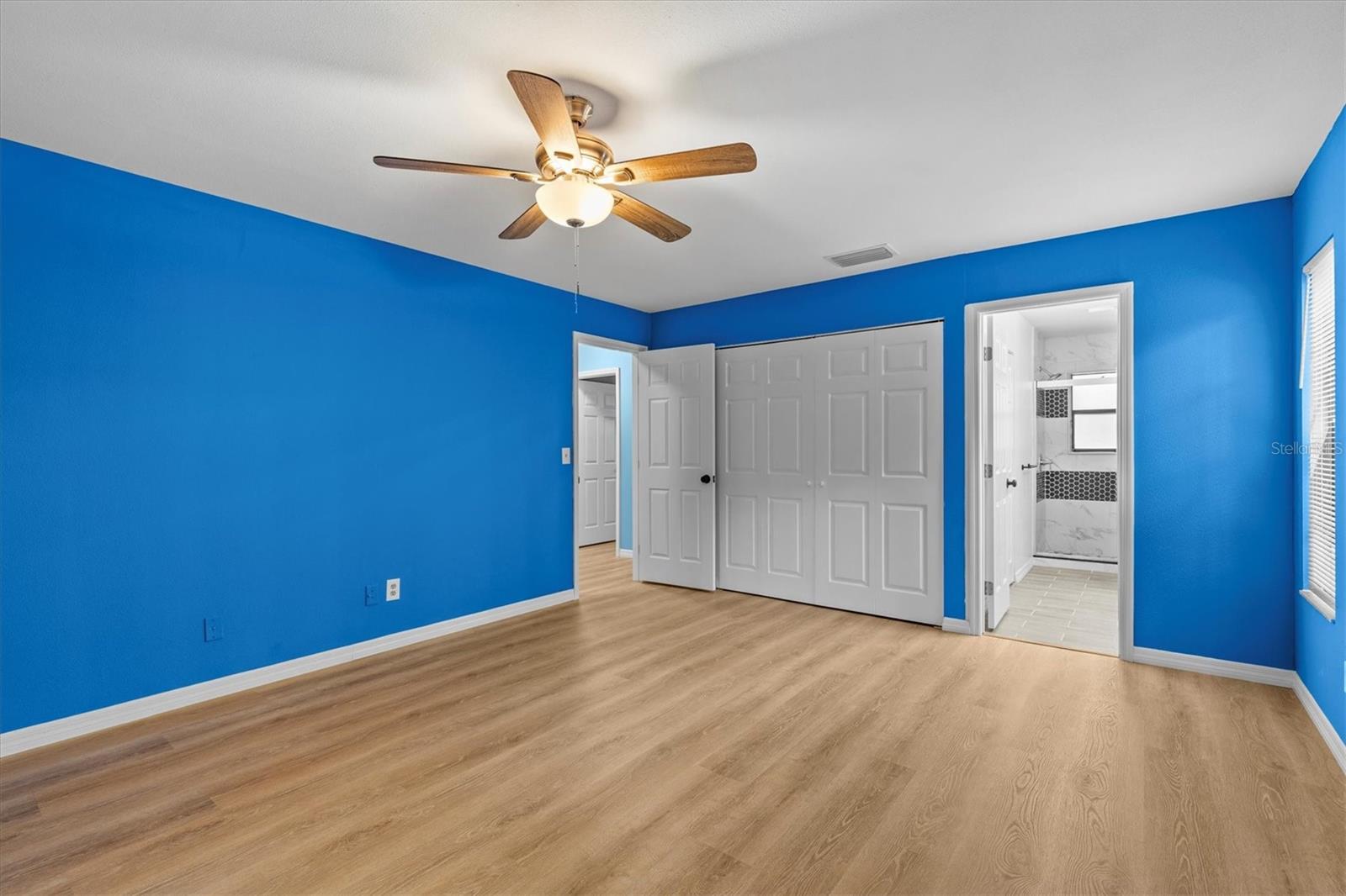Image 14 of 26 For 4045 Arrowwood Court 4045