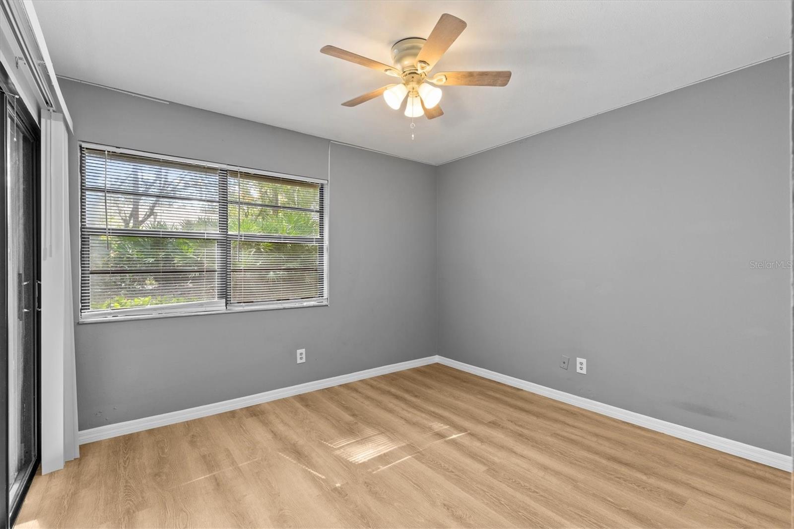 Image 8 of 26 For 4045 Arrowwood Court 4045