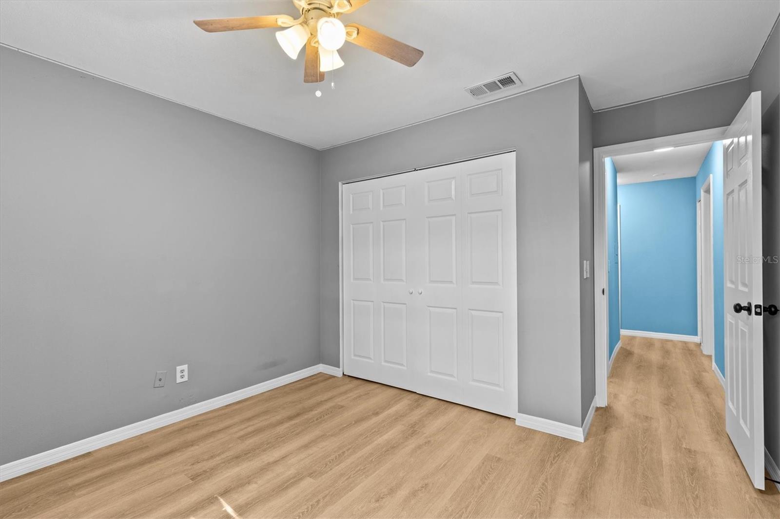 Image 9 of 26 For 4045 Arrowwood Court 4045