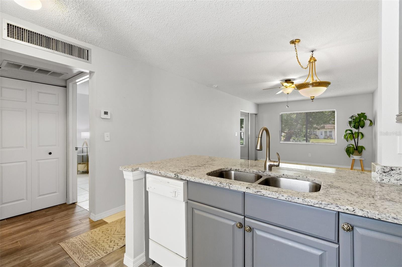 Image 11 of 35 For 3137 Mission Grove Drive 3137