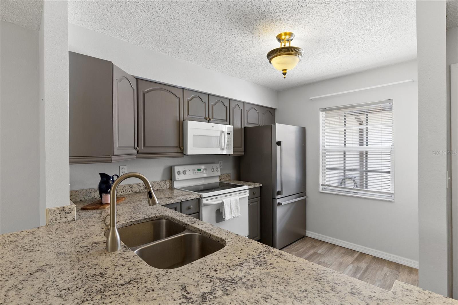 Image 3 of 35 For 3137 Mission Grove Drive 3137