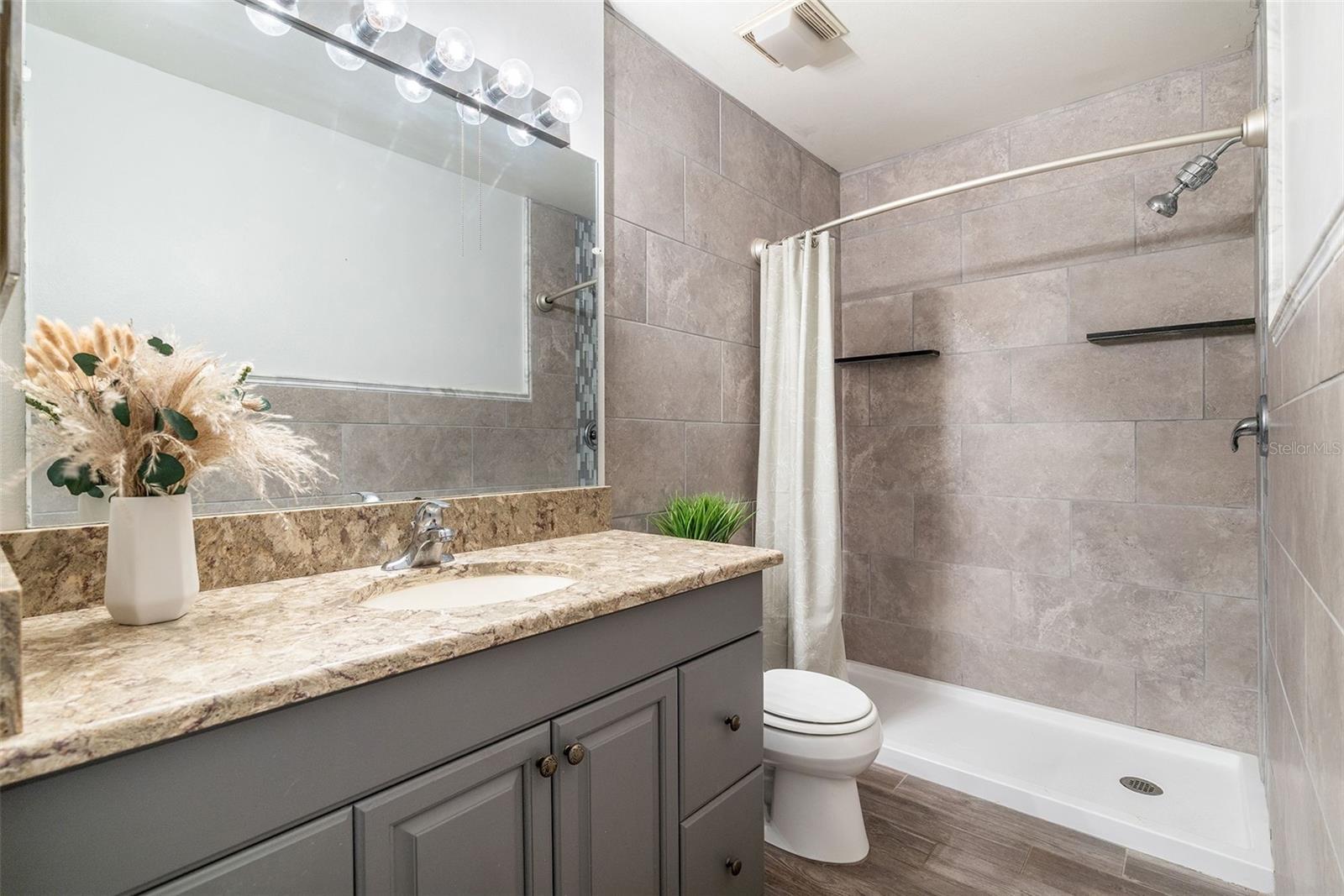 Image 4 of 35 For 3137 Mission Grove Drive 3137