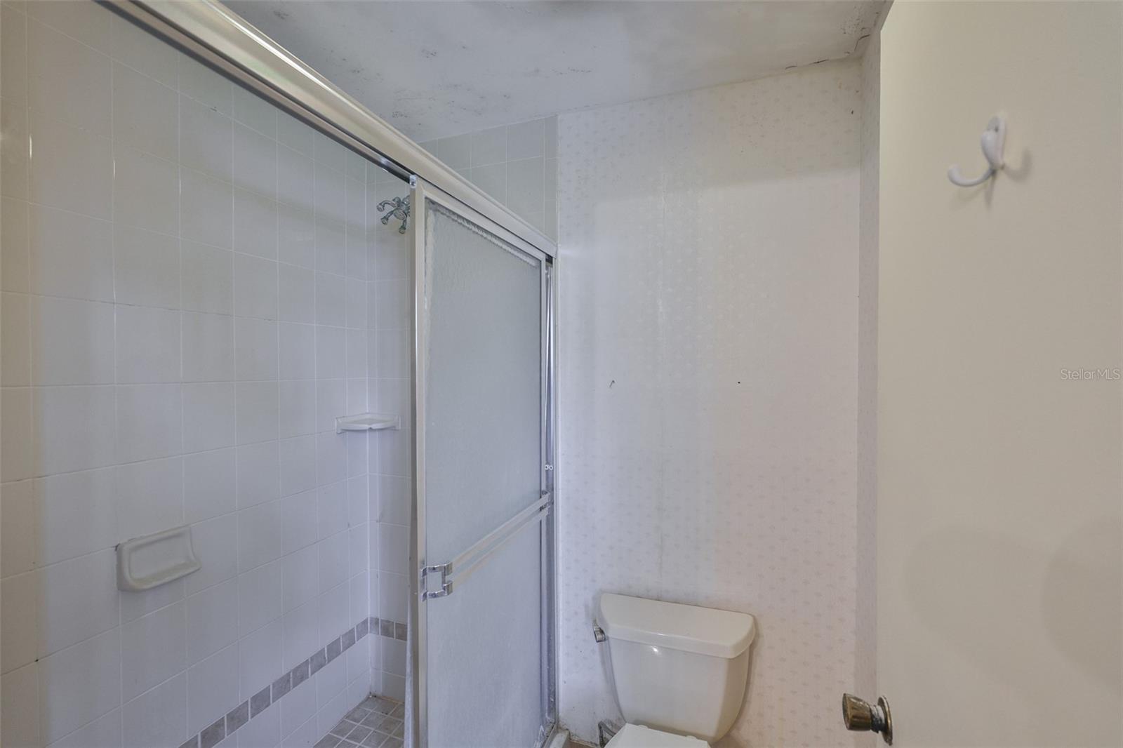 Image 19 of 45 For 1915 Del Webb Boulevard
