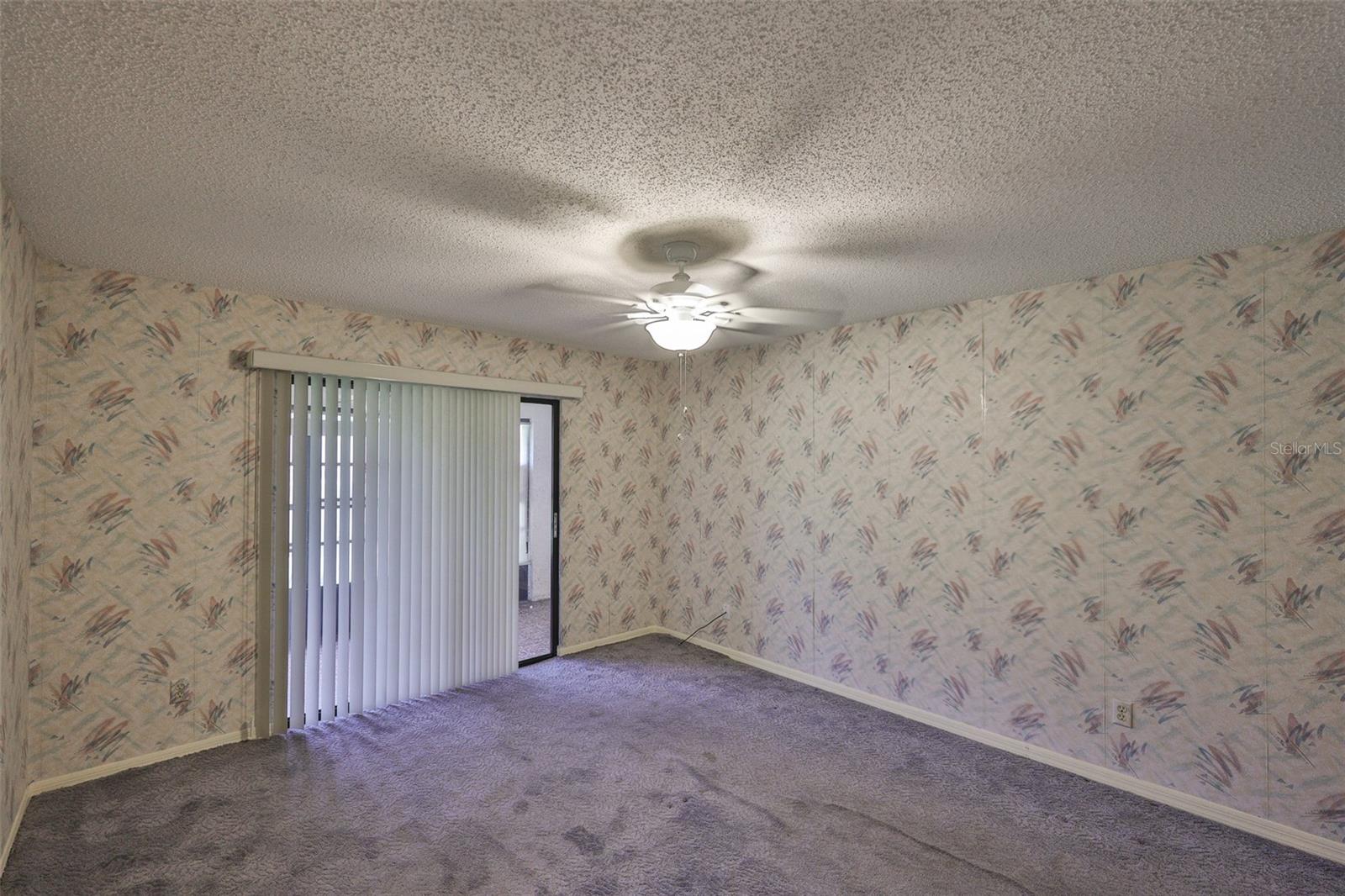 Image 22 of 45 For 1915 Del Webb Boulevard