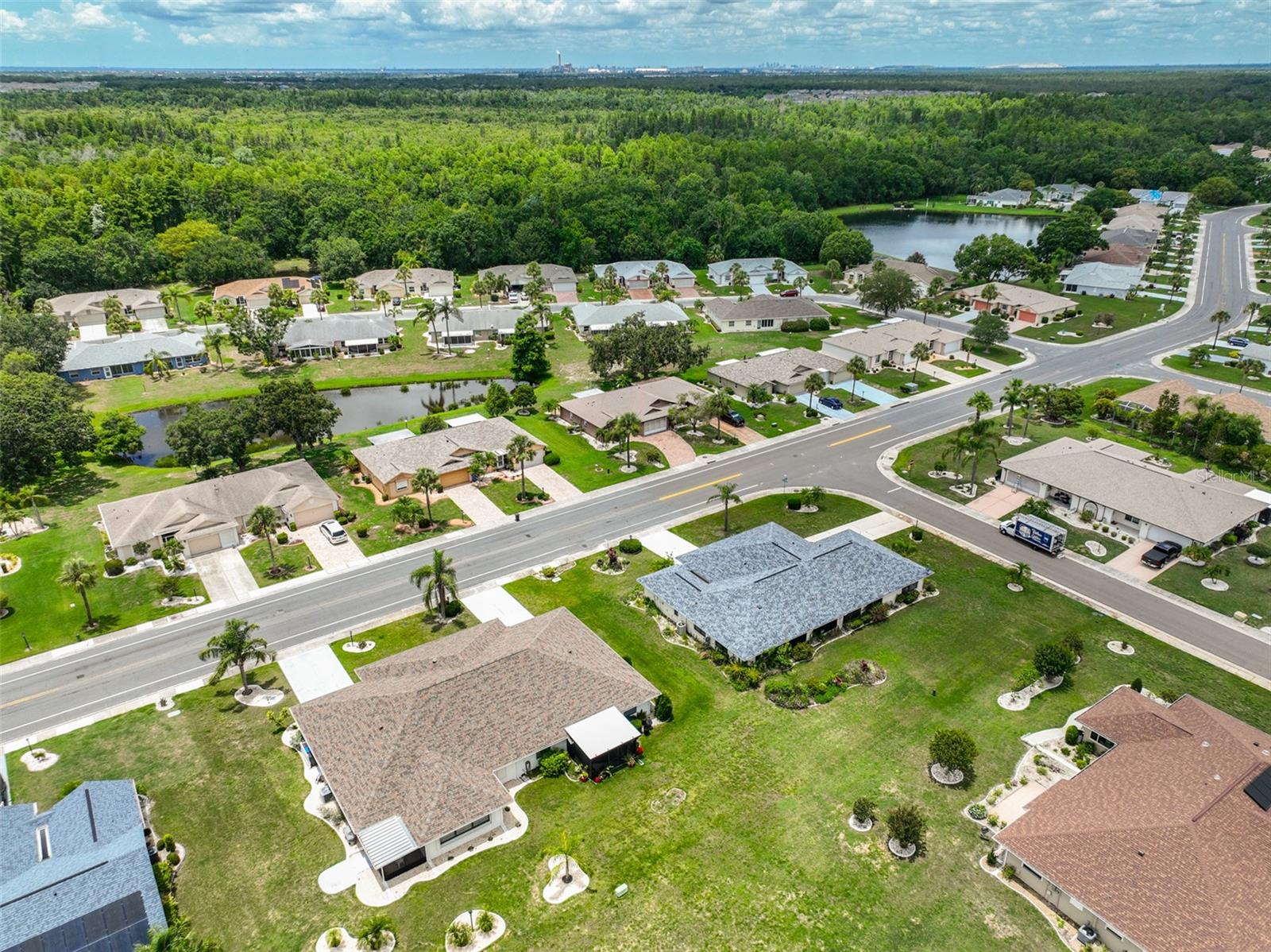 Image 37 of 45 For 1915 Del Webb Boulevard