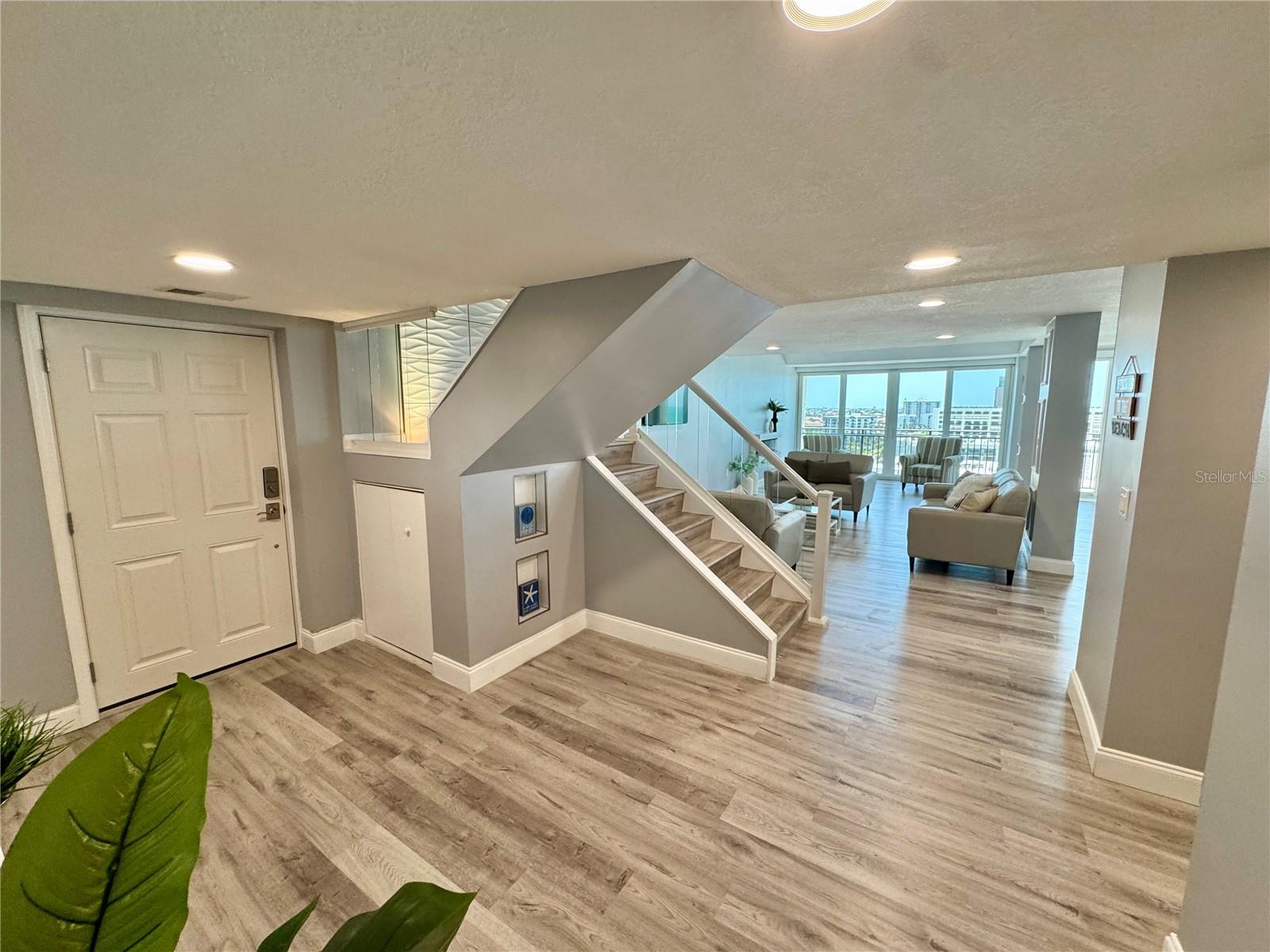 Image 4 of 76 For 1390 Gulf Boulevard Ph-5