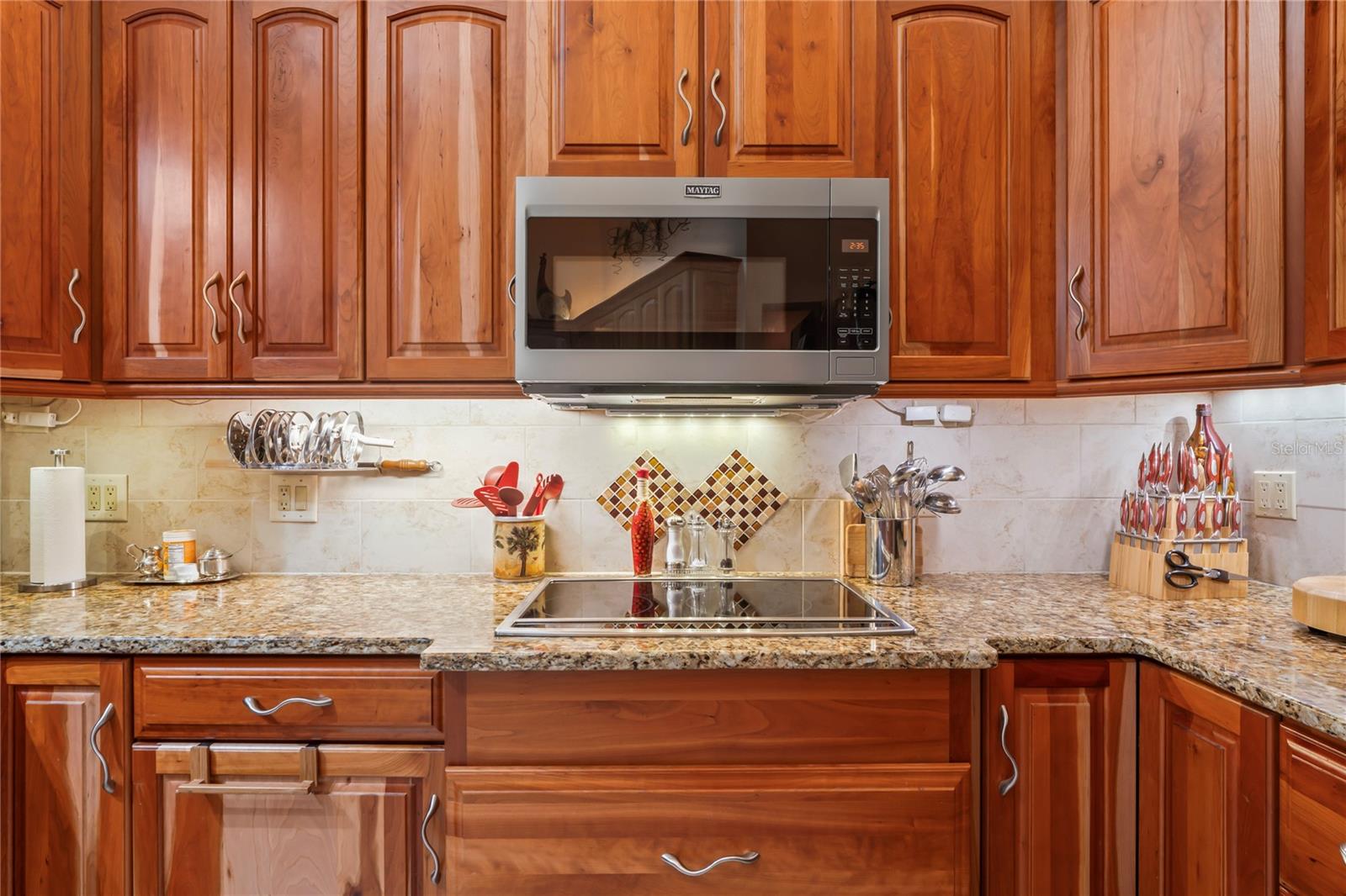Image 15 of 99 For 7353 Dogwood Crescent