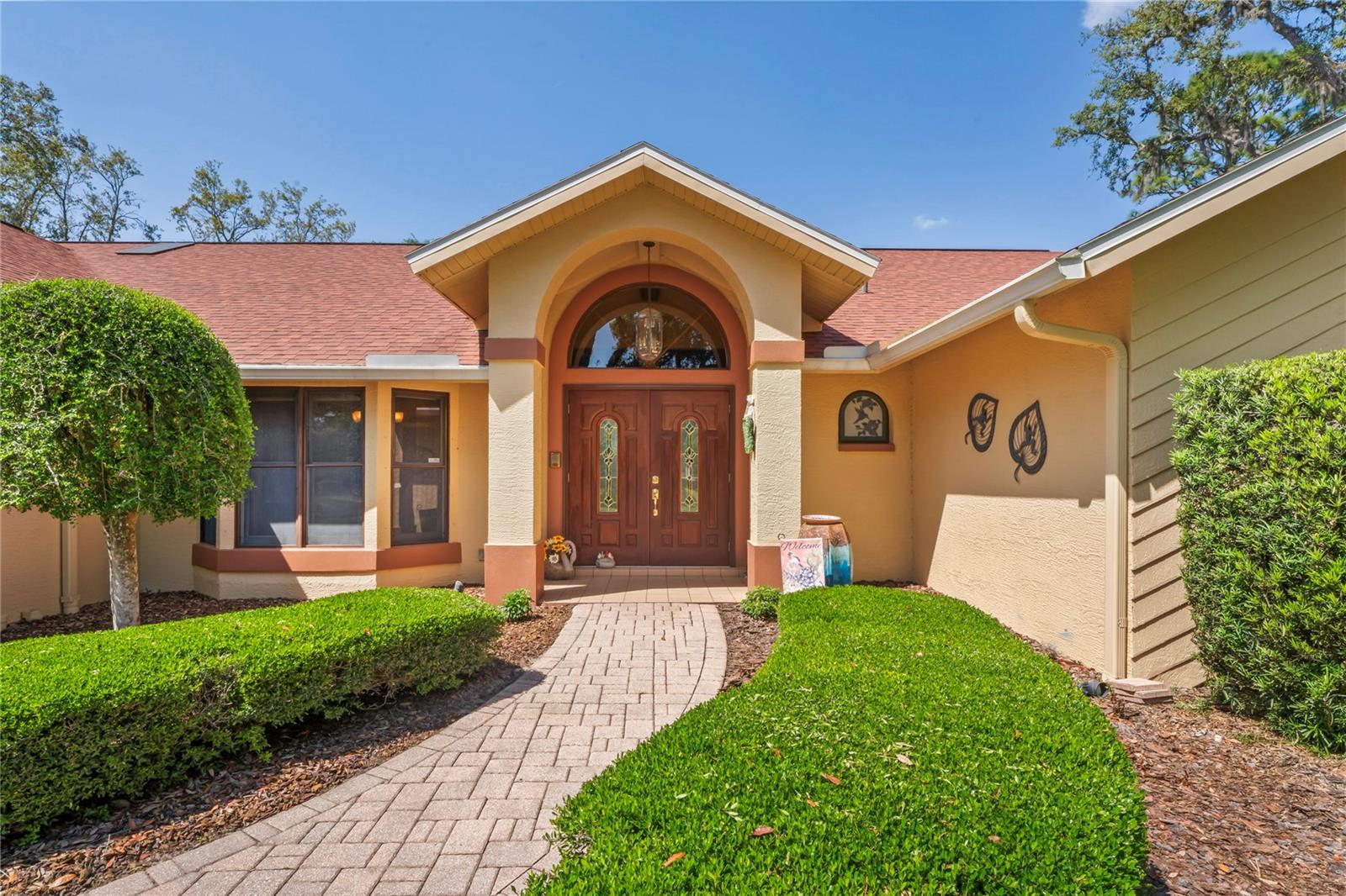 Image 3 of 99 For 7353 Dogwood Crescent