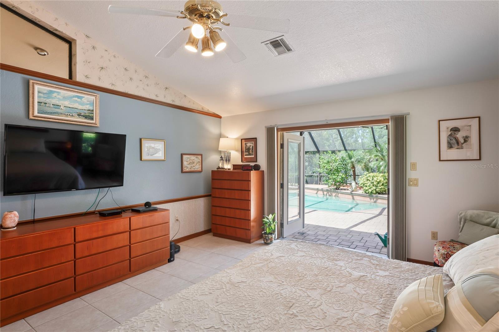 Image 34 of 99 For 7353 Dogwood Crescent