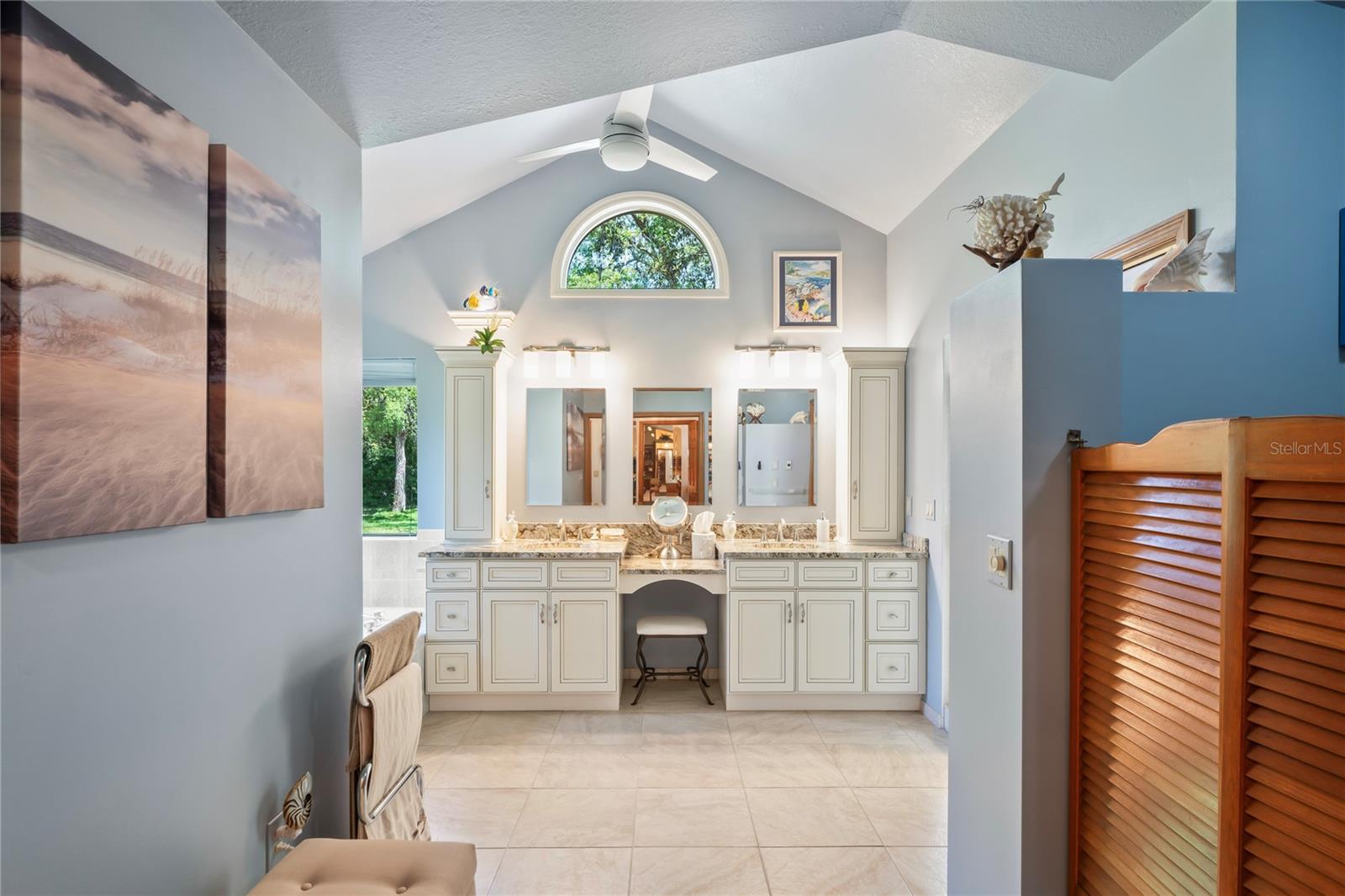Image 40 of 99 For 7353 Dogwood Crescent