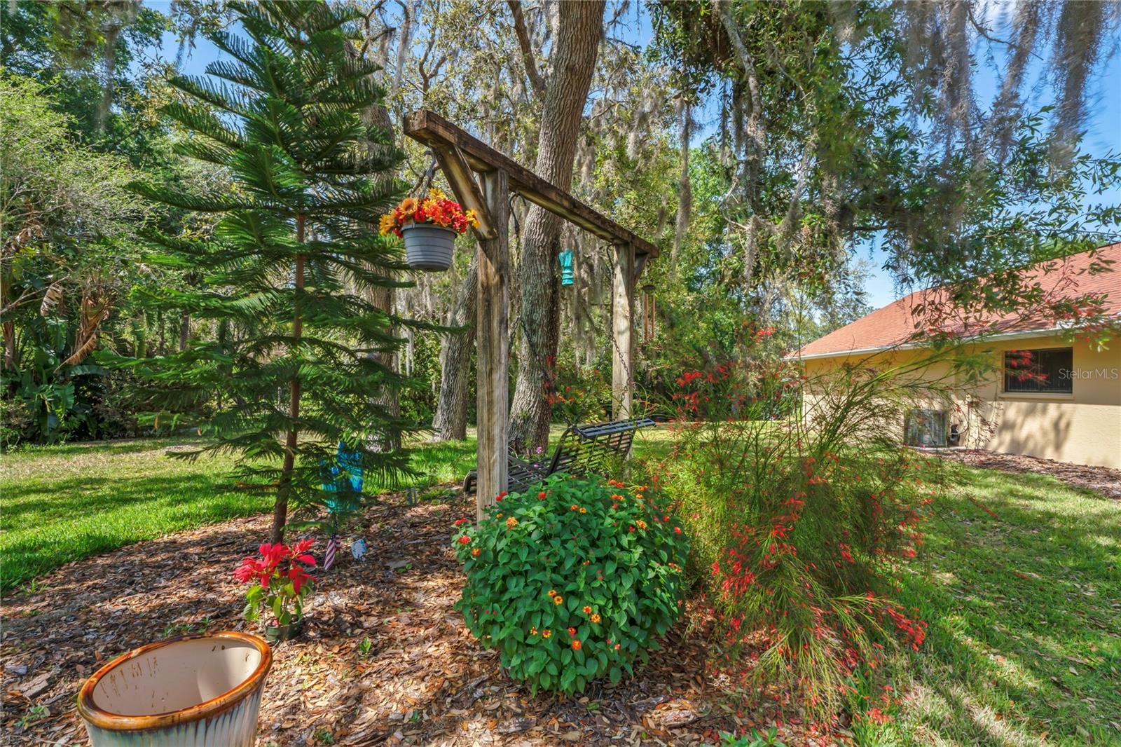 Image 85 of 99 For 7353 Dogwood Crescent