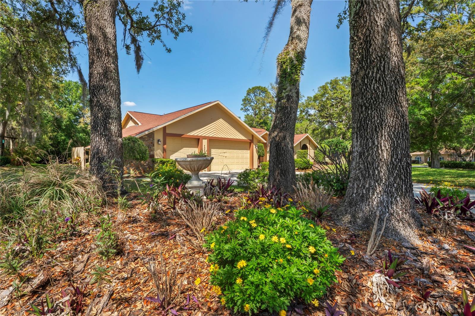 Image 87 of 99 For 7353 Dogwood Crescent