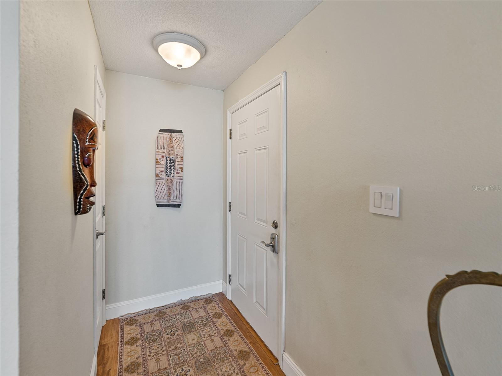 Image 6 of 39 For 7500 Sunshine Skyway Lane S 201