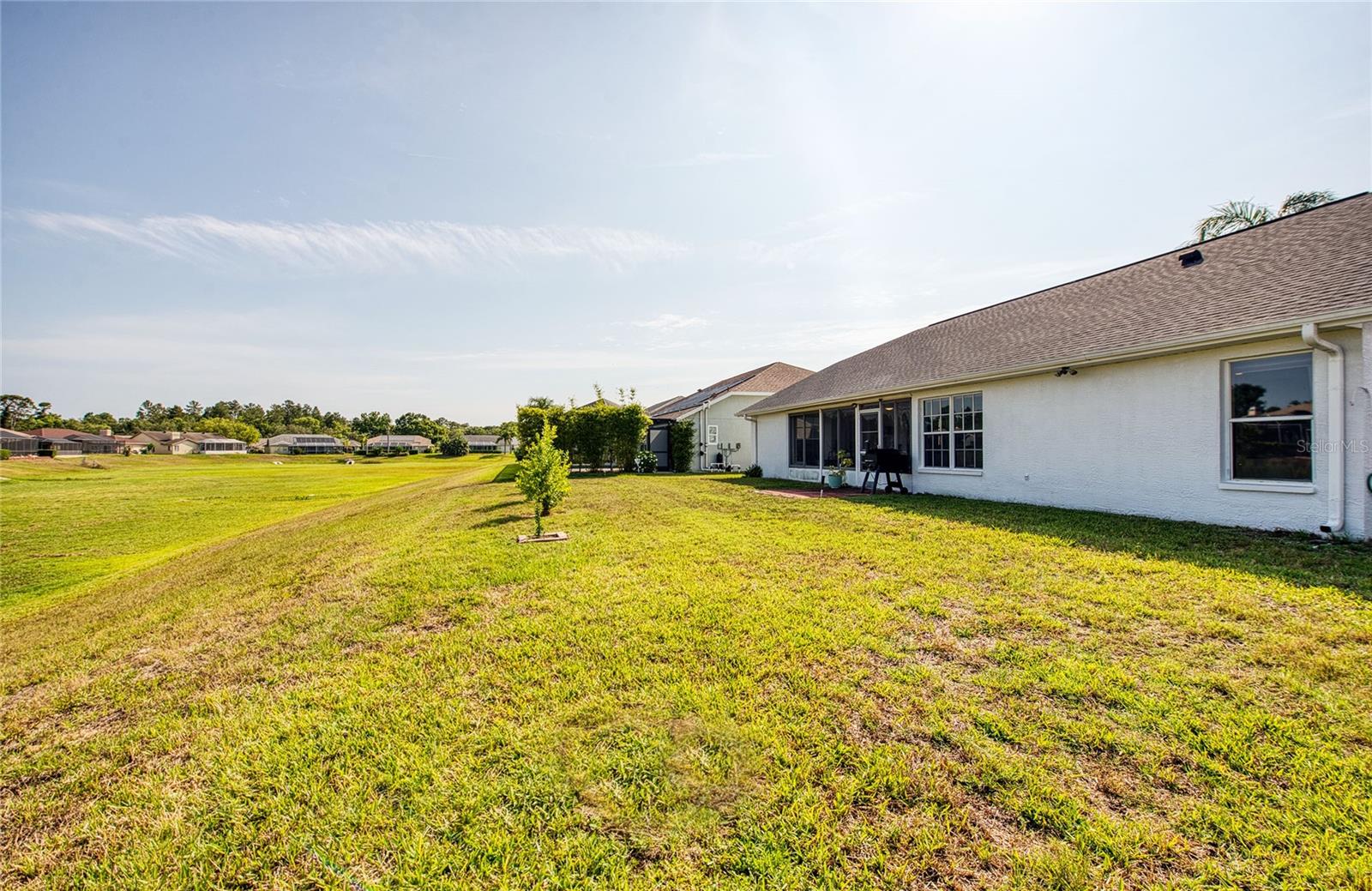 Listing photo id 32 for 8529 Regal Lane