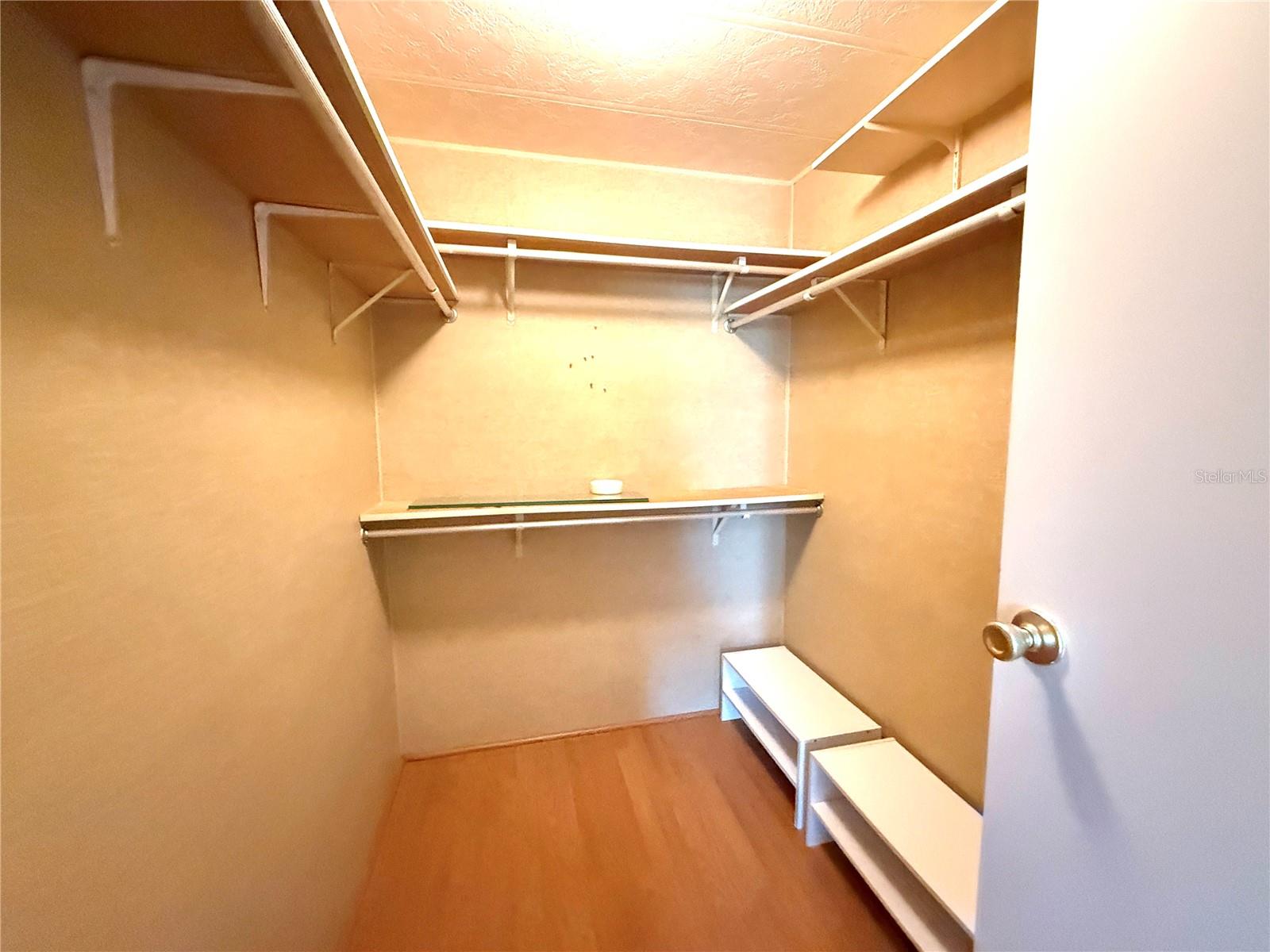 Image 12 of 31 For 210 Saint Thomas Circle