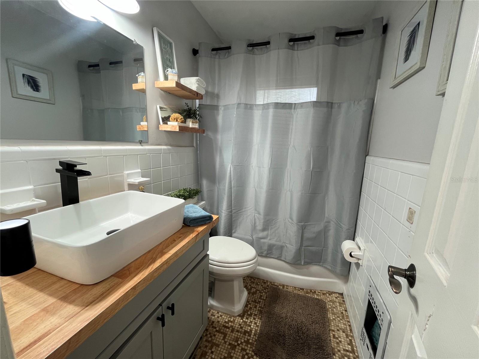 Image 4 of 25 For 1504 Orange Street