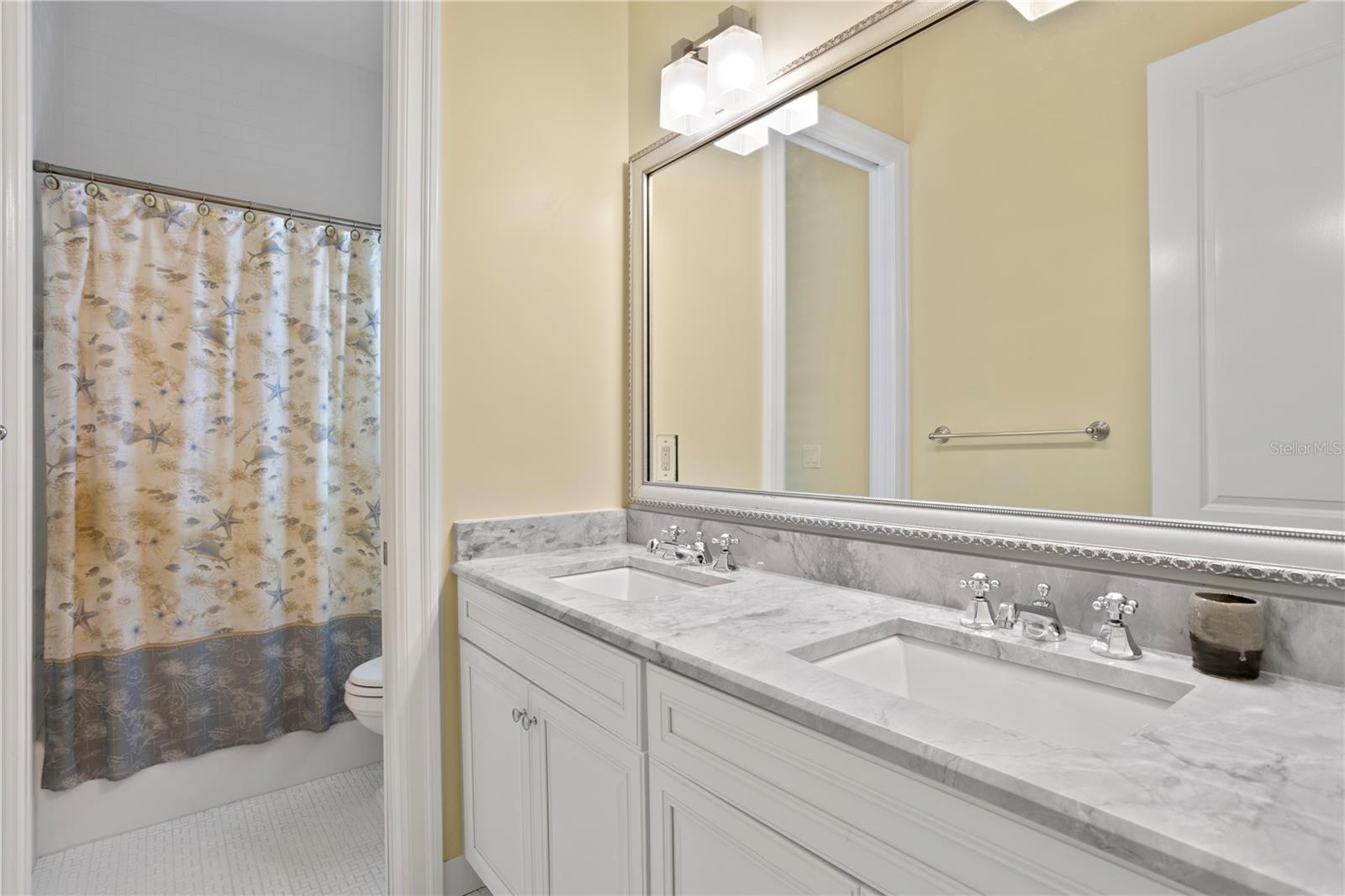 Image 49 of 73 For 2714 Jetton Avenue