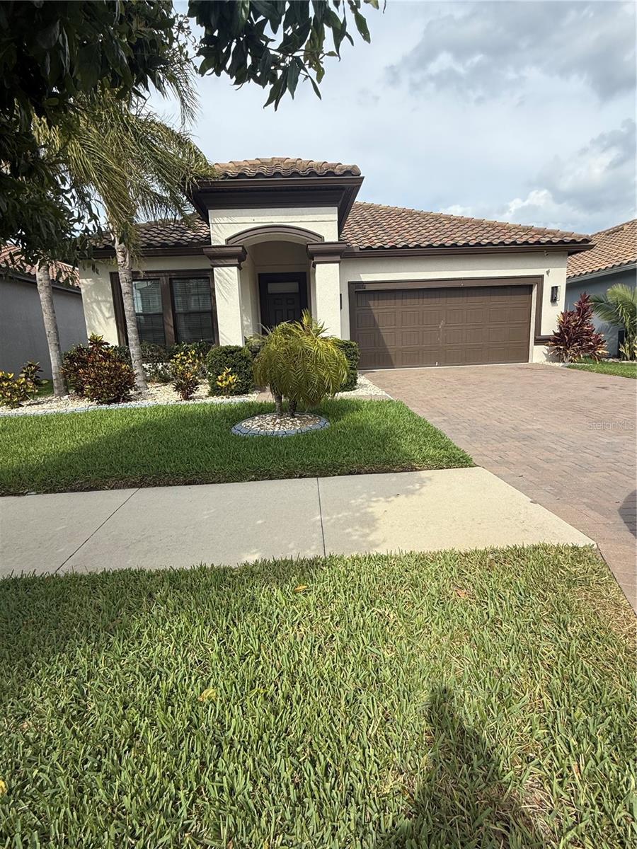 Image 5 of 34 For 13172 Green Violet Drive