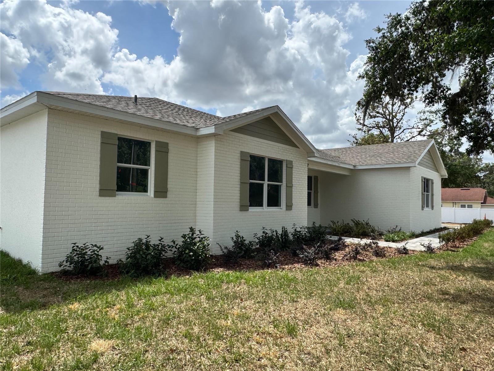 Image 17 of 73 For 13532 14th Street
