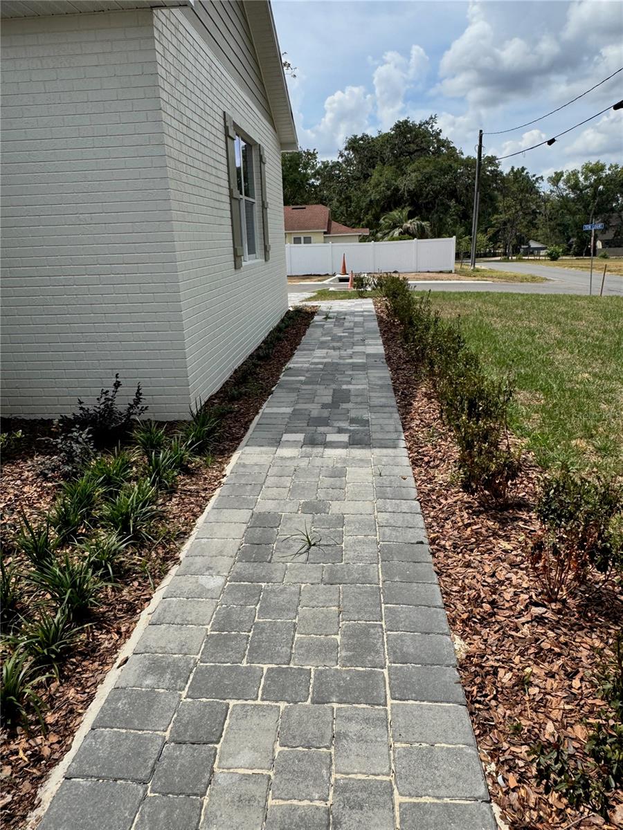 Image 22 of 73 For 13532 14th Street