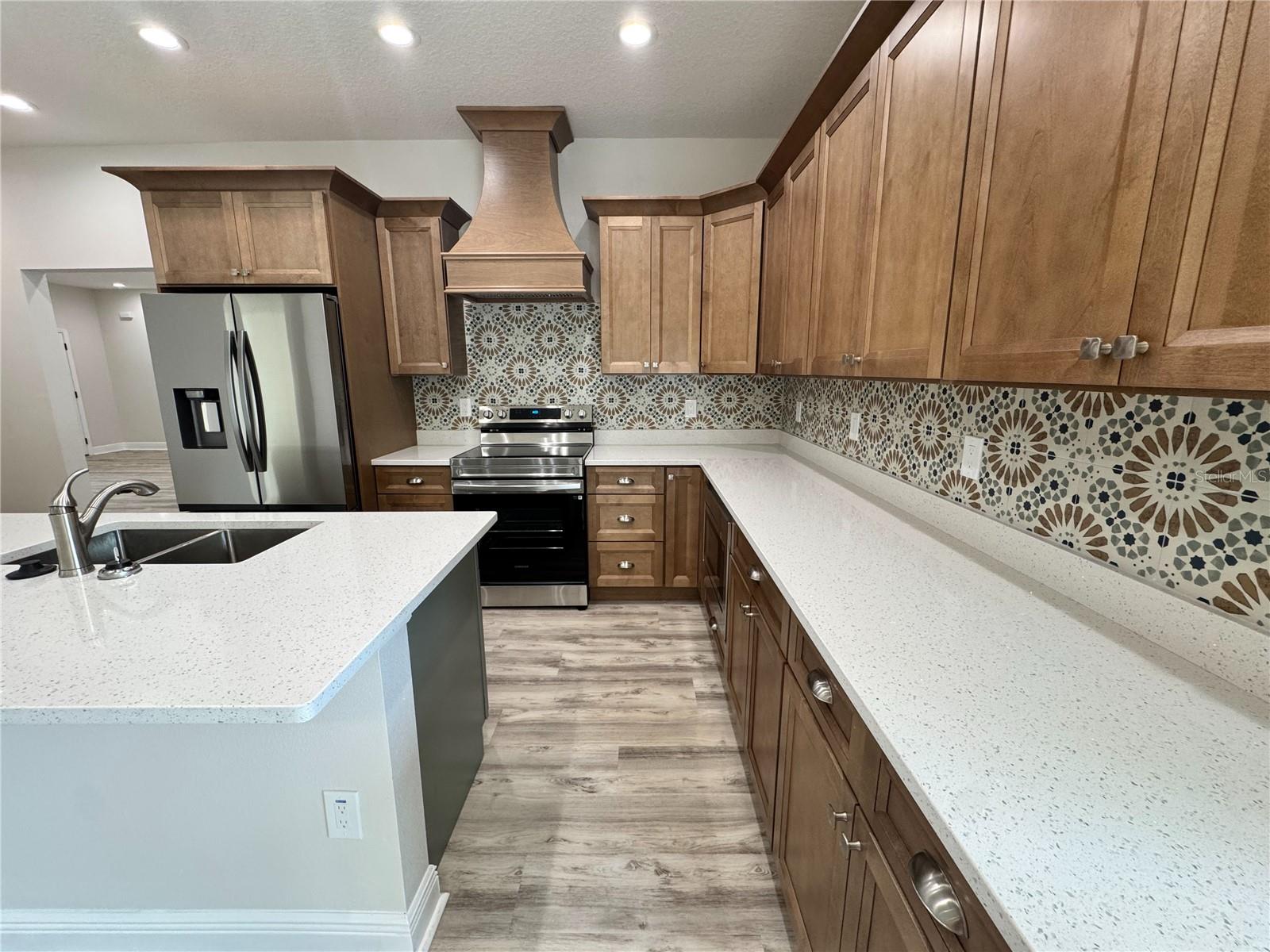 Image 37 of 73 For 13532 14th Street
