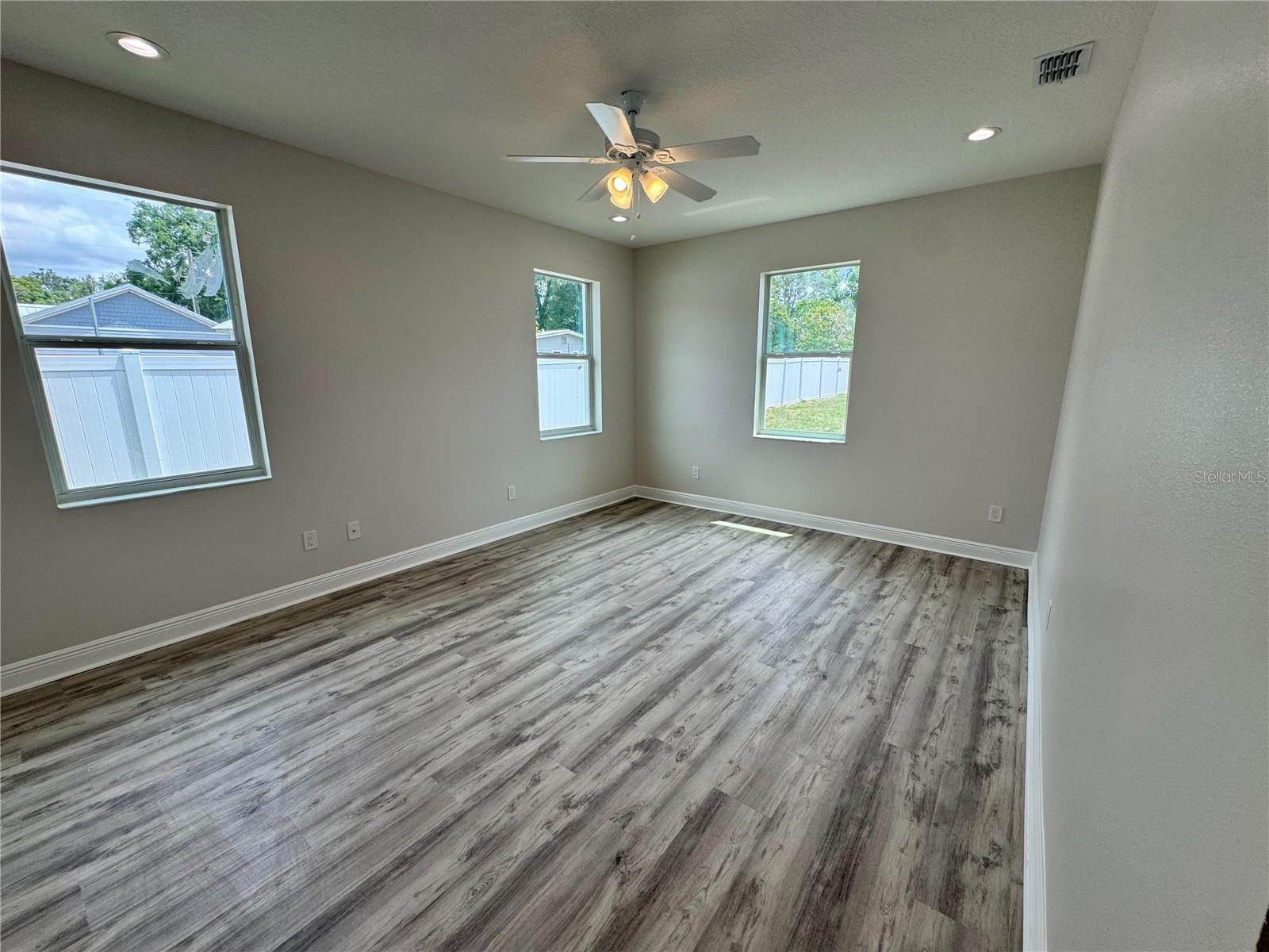 Image 59 of 73 For 13532 14th Street